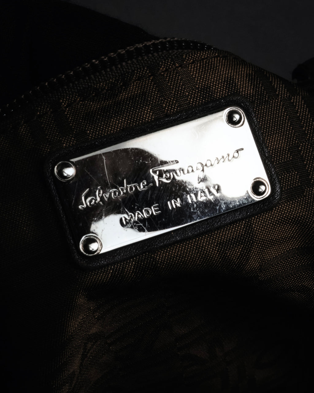 "Salvatore Ferragamo" 00’s suede gancini gathered bowling bag