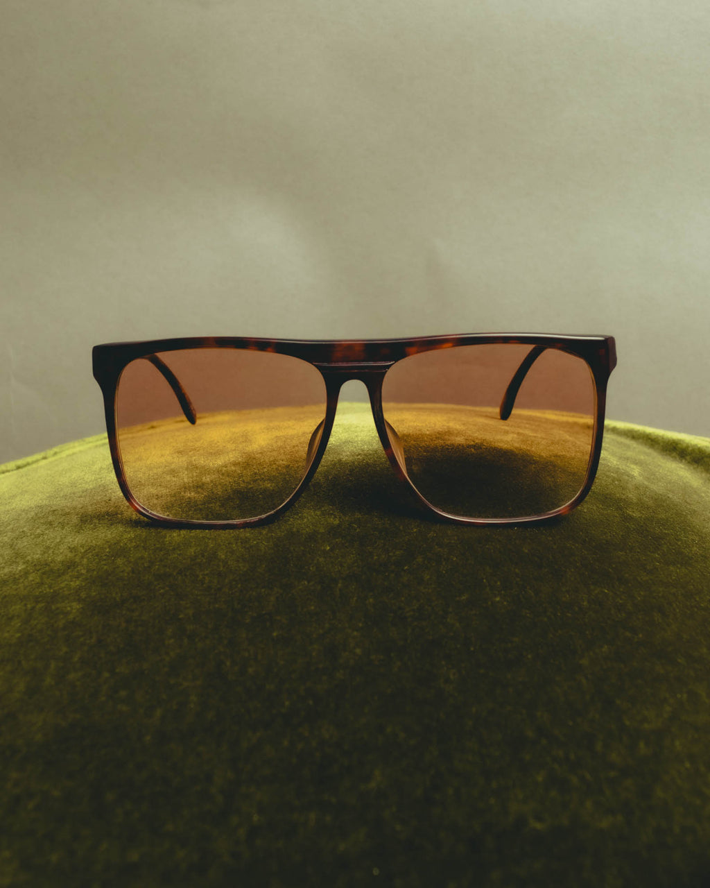 "Yves Saint Laurent" 80's Oversized tortoiseshell square sunglasses