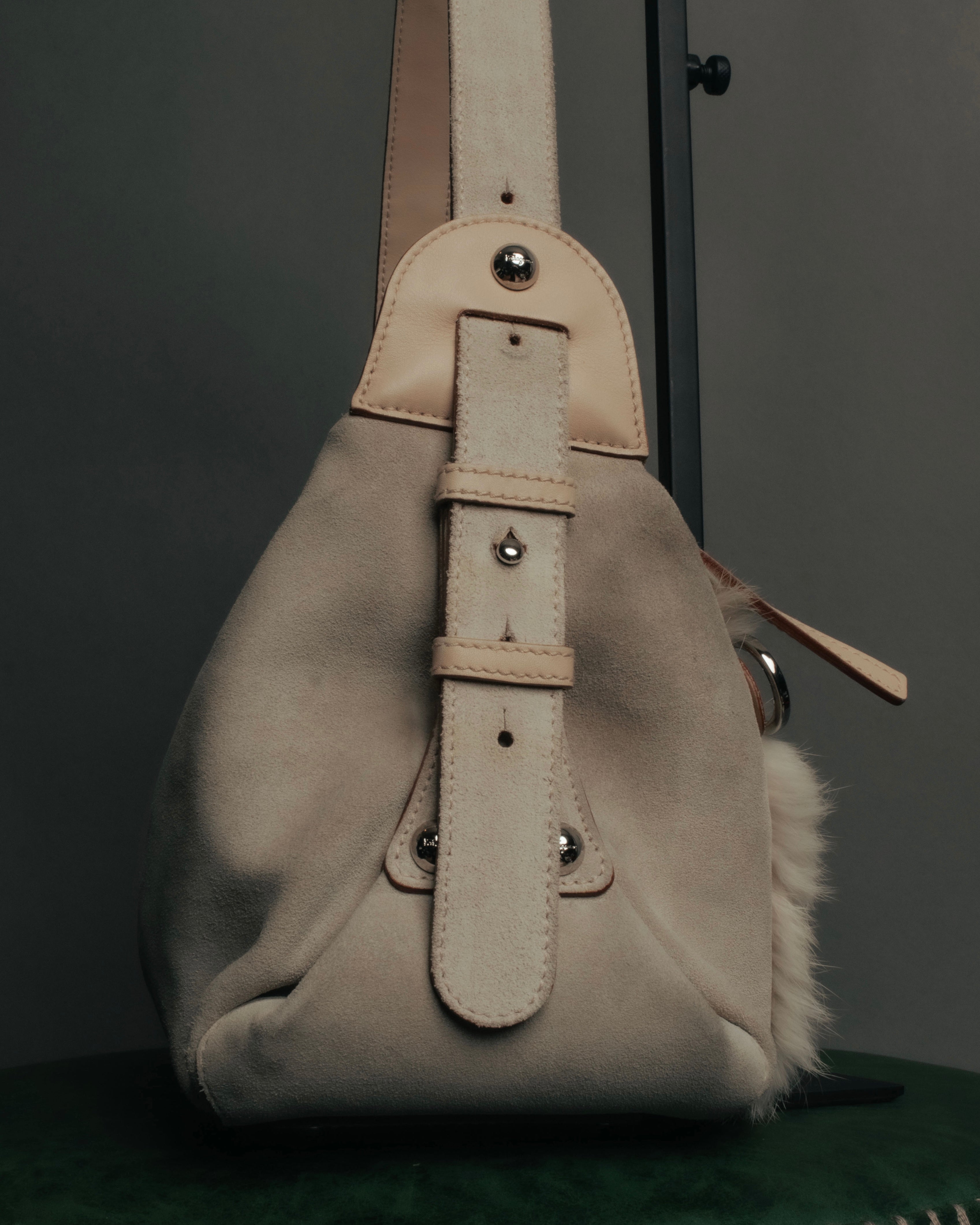 “Salvatore Ferragamo” 00’s Fur panel suede shoulder bag