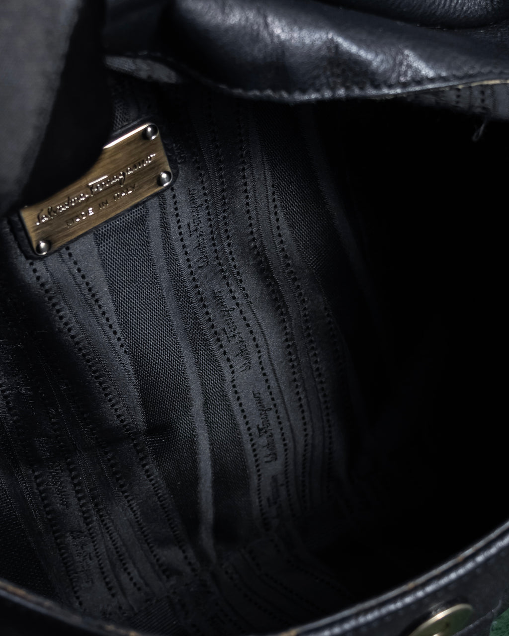 "Salvatore Ferragamo" Gancini reconstructed design shrink leather bag