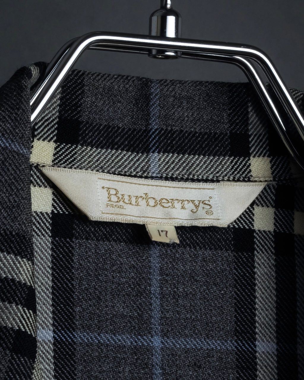 "BURBERRYS" Gold metal button design check pattern wool shirt