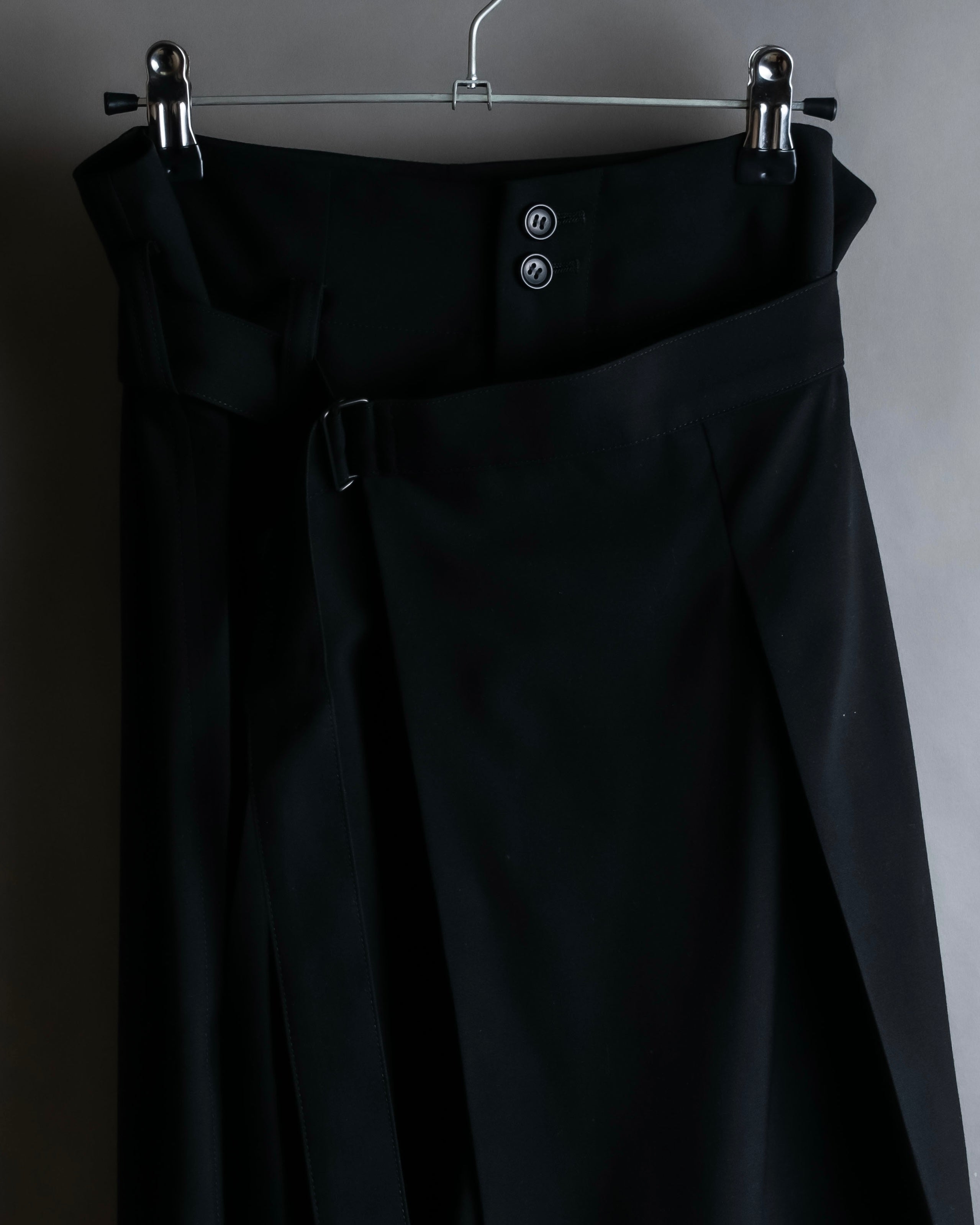 "YOHJI YAMAMOTO +NOIR" Asymmetrical slit sarouel slacks