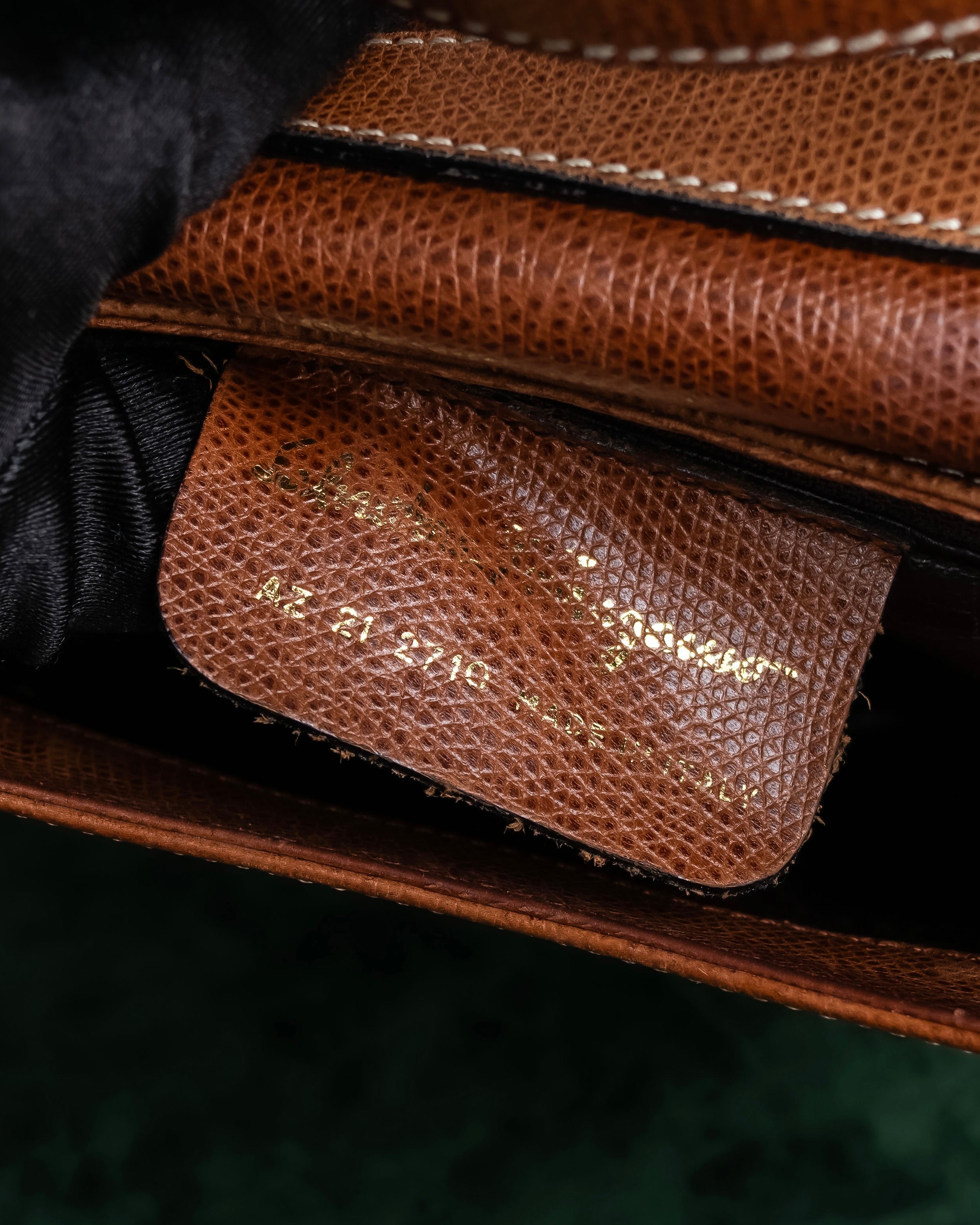 "Salvatore Ferragamo" Gold metal parts brown leather shoulder bag