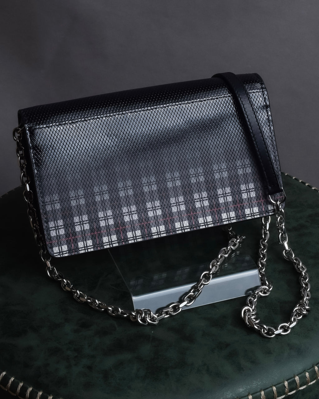 "MAISON MARGIELA" Check pattern gradient design chain shoulder leather wallet bag