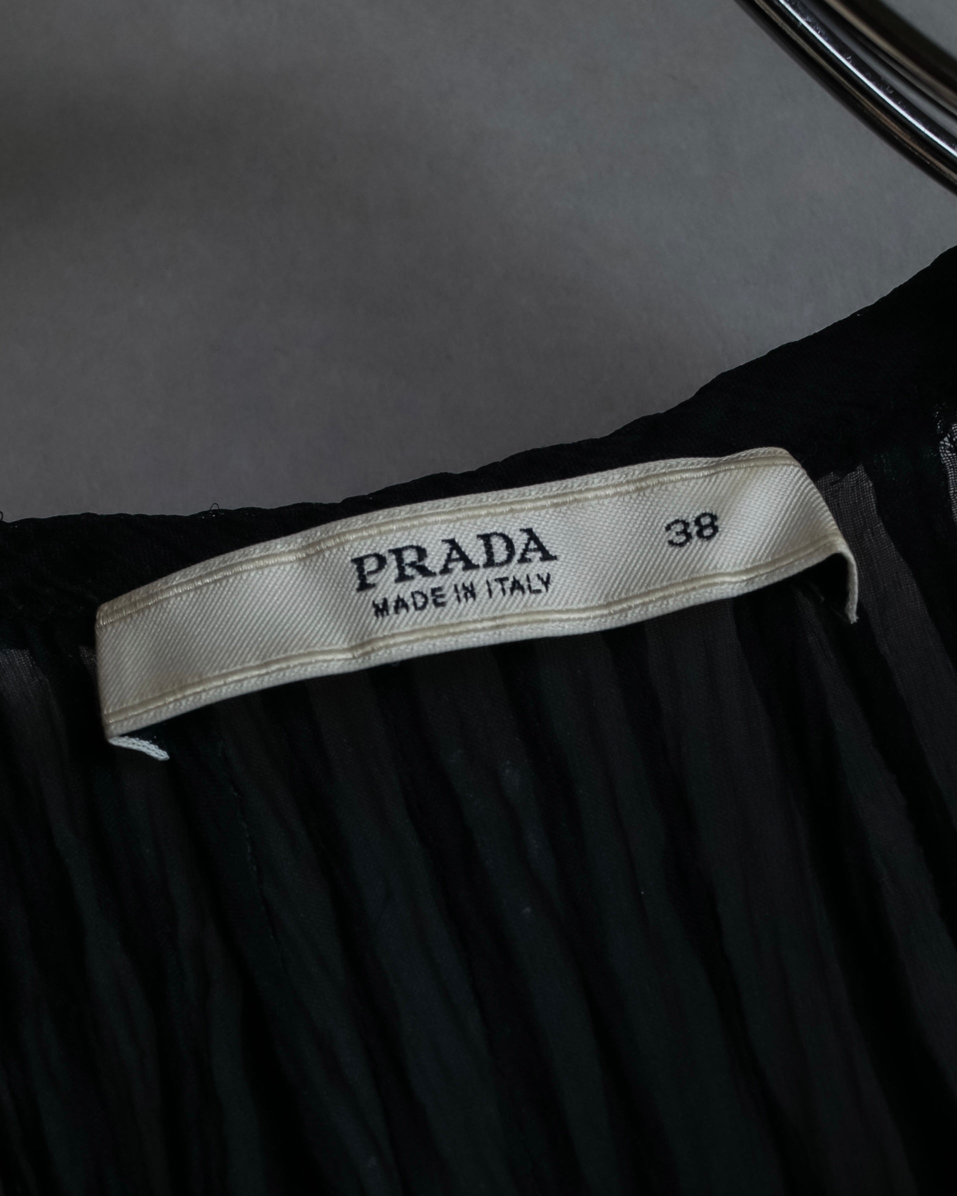"PRADA" Gathered ribbon design puff sleeve dress