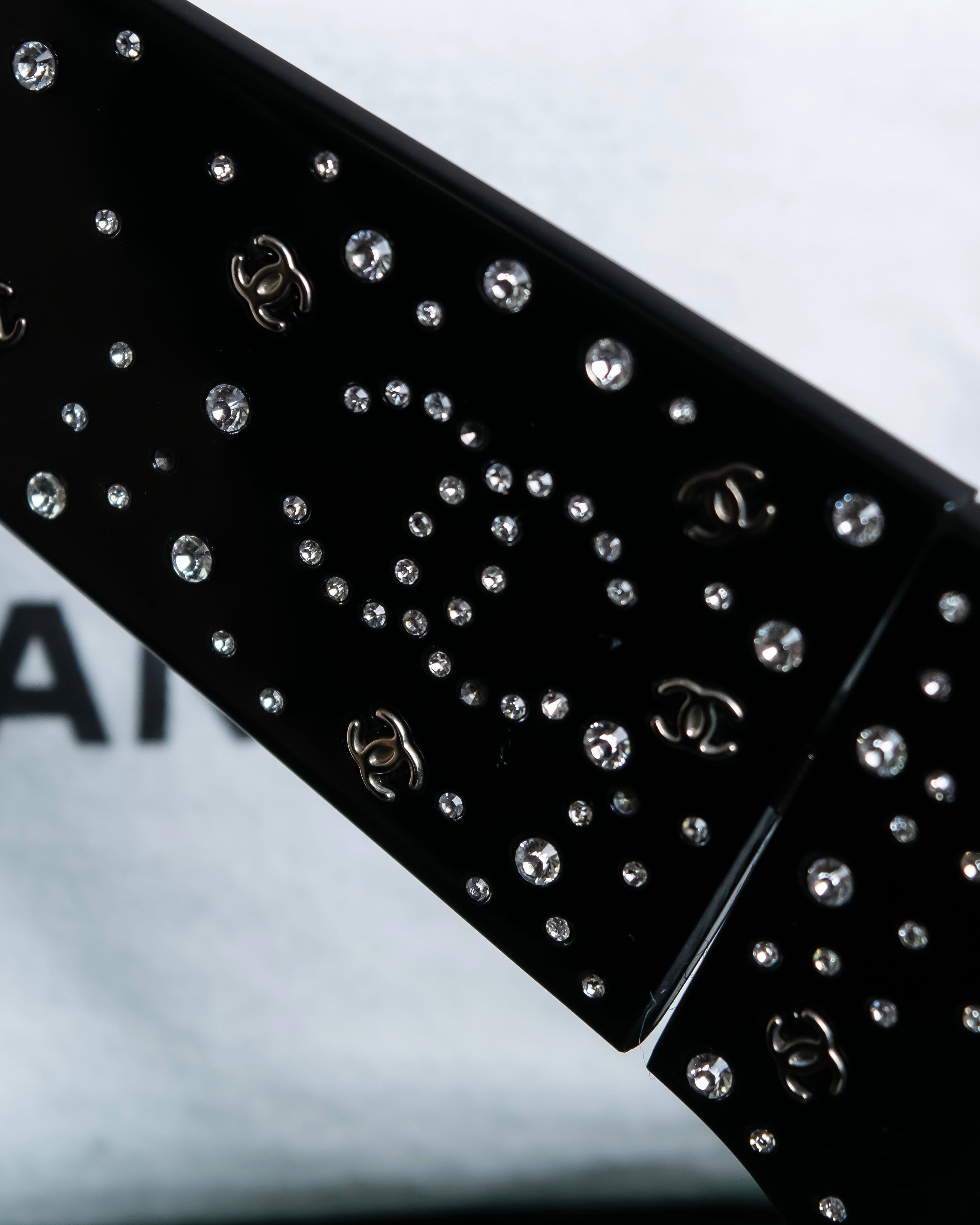 "CHANEL" Rhinestone &amp; Coco mark engraved black lens sunglasses