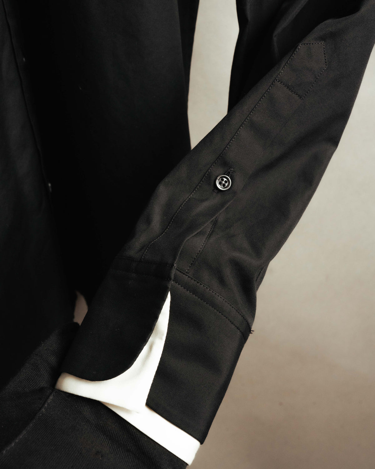 “Alexander McQueen” 10’s Layered double-collar contrast trim shirt