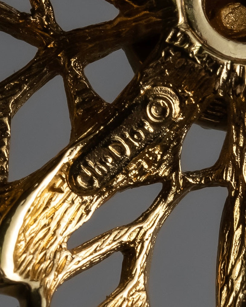 "Christian Dior" Floral motif gold brooch
