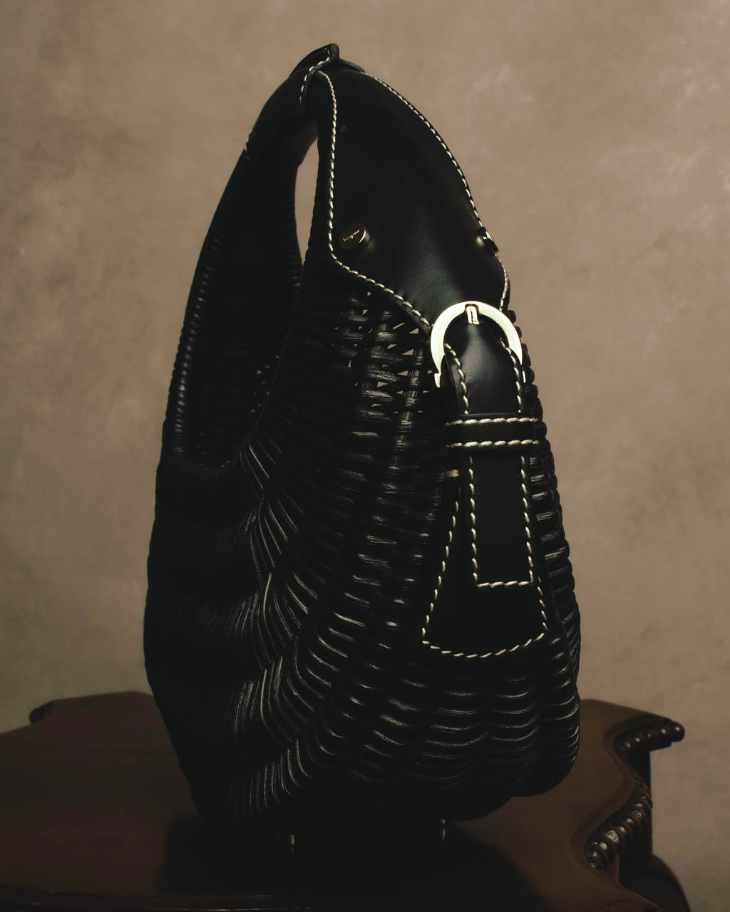 -SPECIAL- “Salvatore Ferragamo” 90’s-00’s Woven leather half moon handle bag