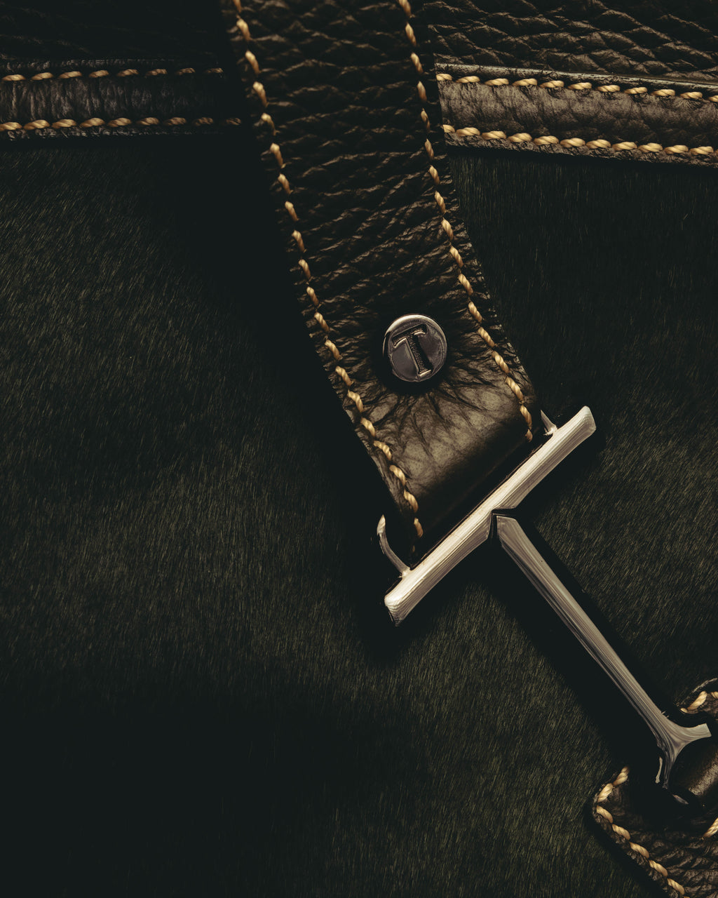 "TOD'S" 00's-10's Textured haircalf leather shoulder bag
