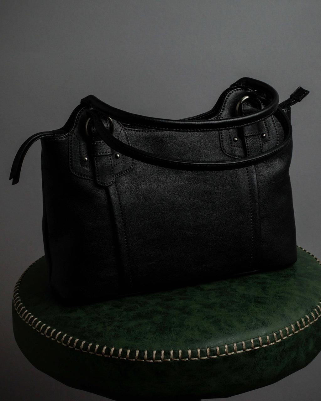 "Mila Schön" Horizontal minimalist metal fittings leather one-handle bag