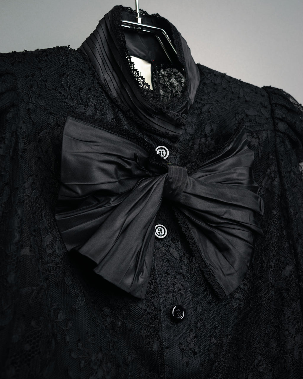 -SPECIAL- “GUCCI“ 2017-18 Fall winter lace bow blouse