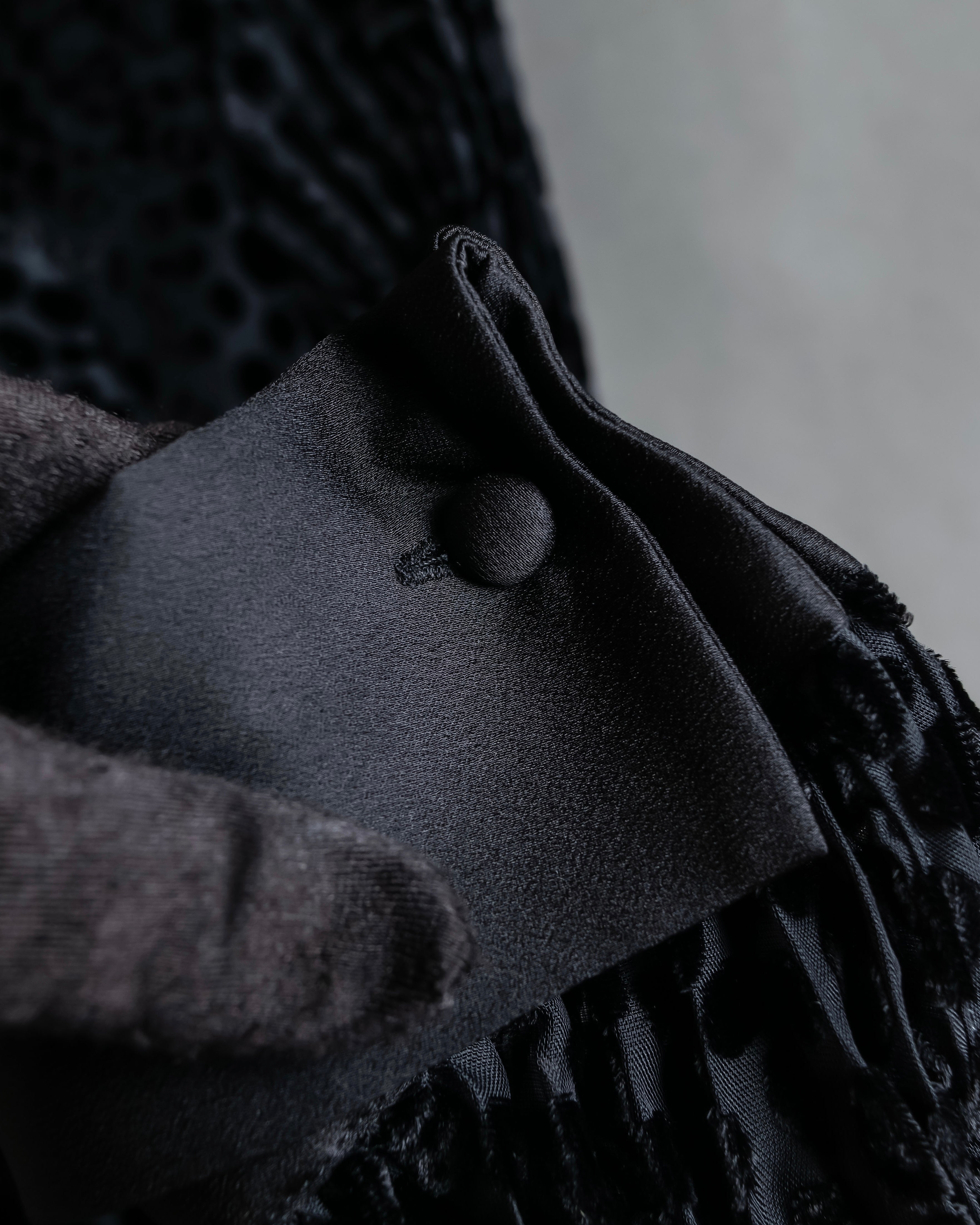 "EMPORIO ARMANI" Velvet dot beautiful pleated dress