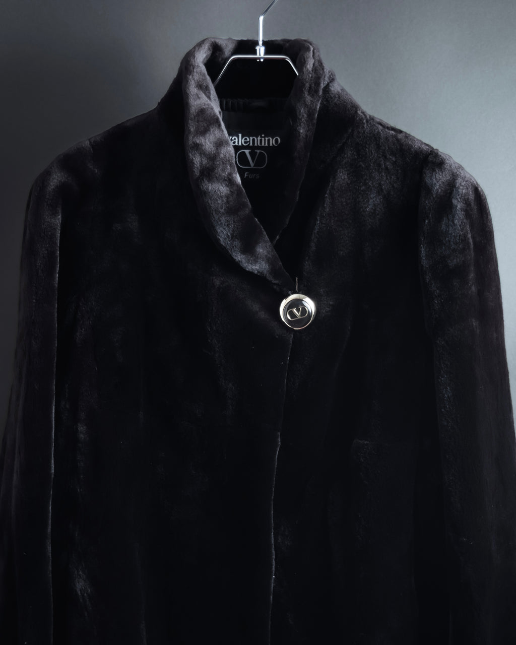 -SPECIAL- “VALENTINO” 1988–1992 SAGA Mink Shawl Collar Coat