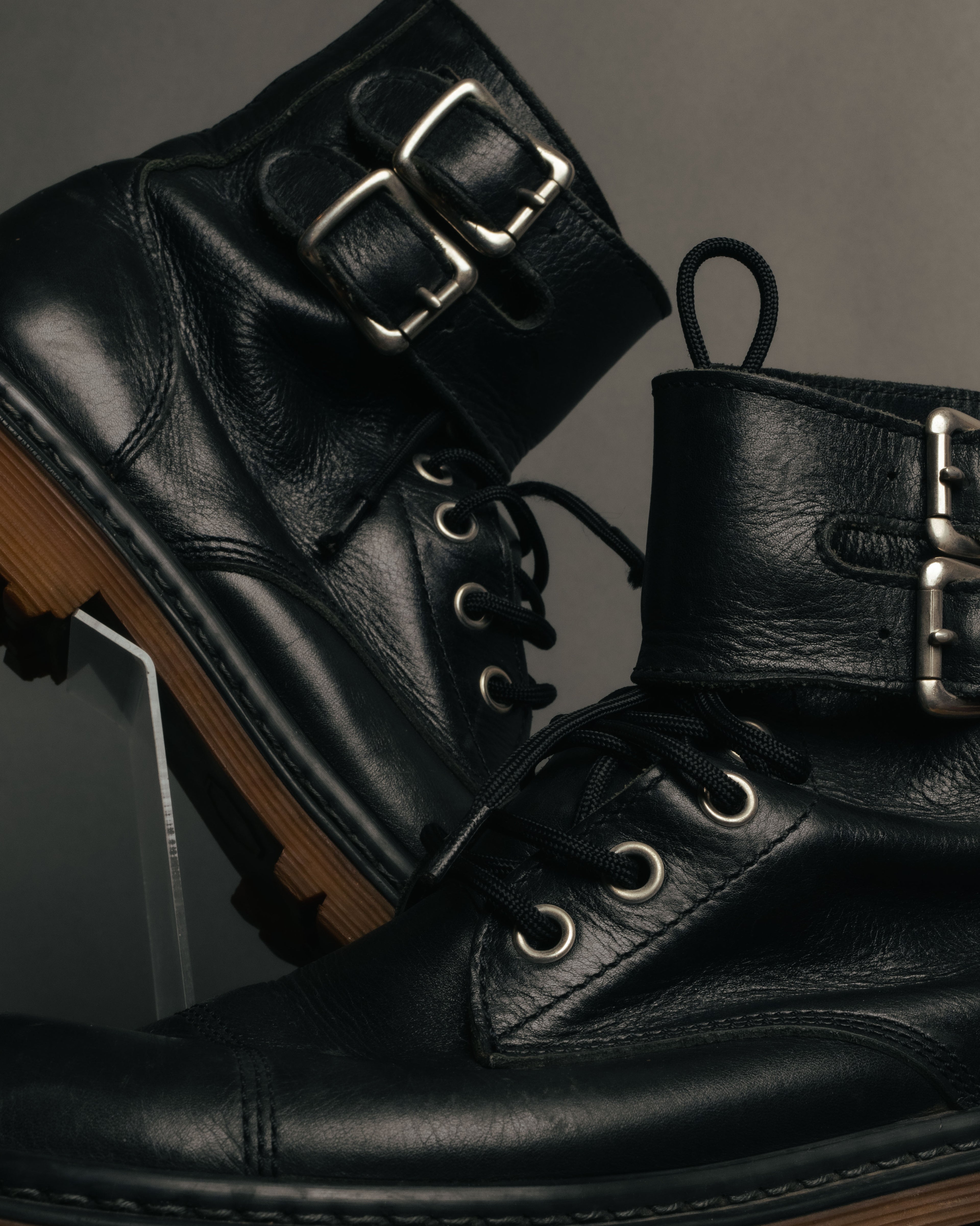 “COMME des GARÇONS HOMME”
00’s-10’s Double buckle leather combat boots
