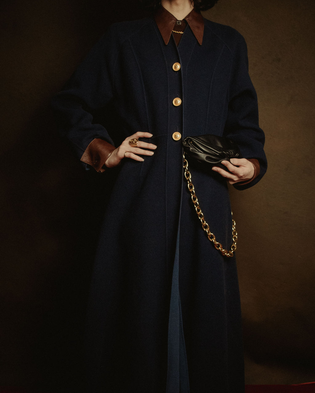 –SPECIAL– "BOTTEGA VENETA" 20’s sculptural chain pouch clutch