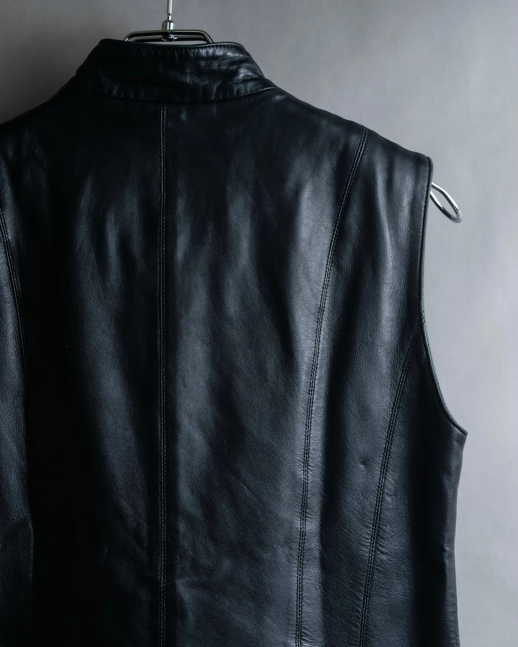 "BALMAIN" Braided detail lamb leather zip-up vest