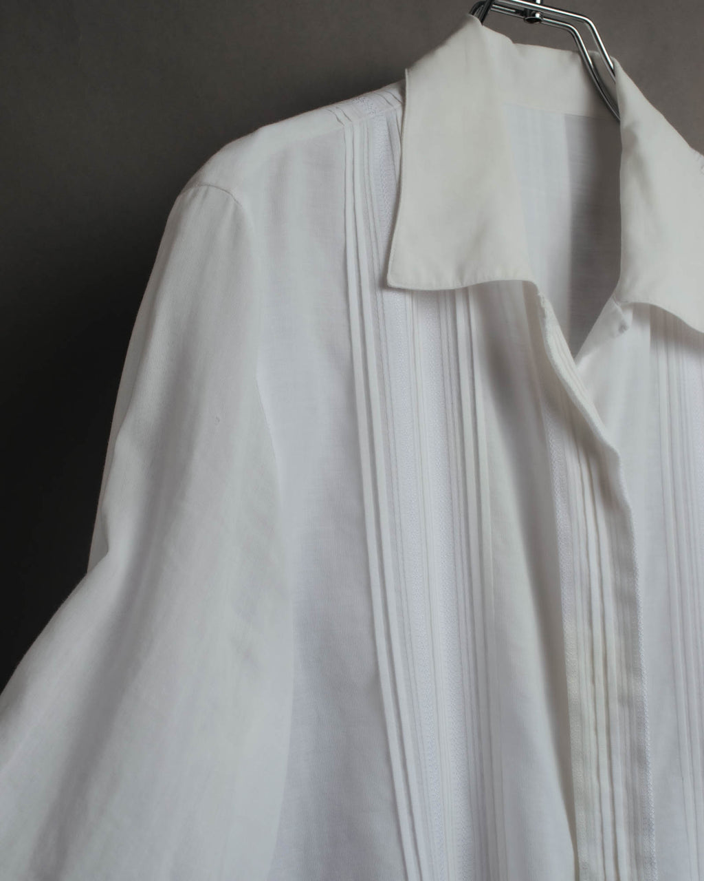 -SPECIAL- “Christian Dior” 90’s-00’s pleated bib dress shirt