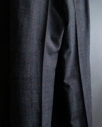 Pantalones vintage con detalle de botones, ventana de estampado a cuadros