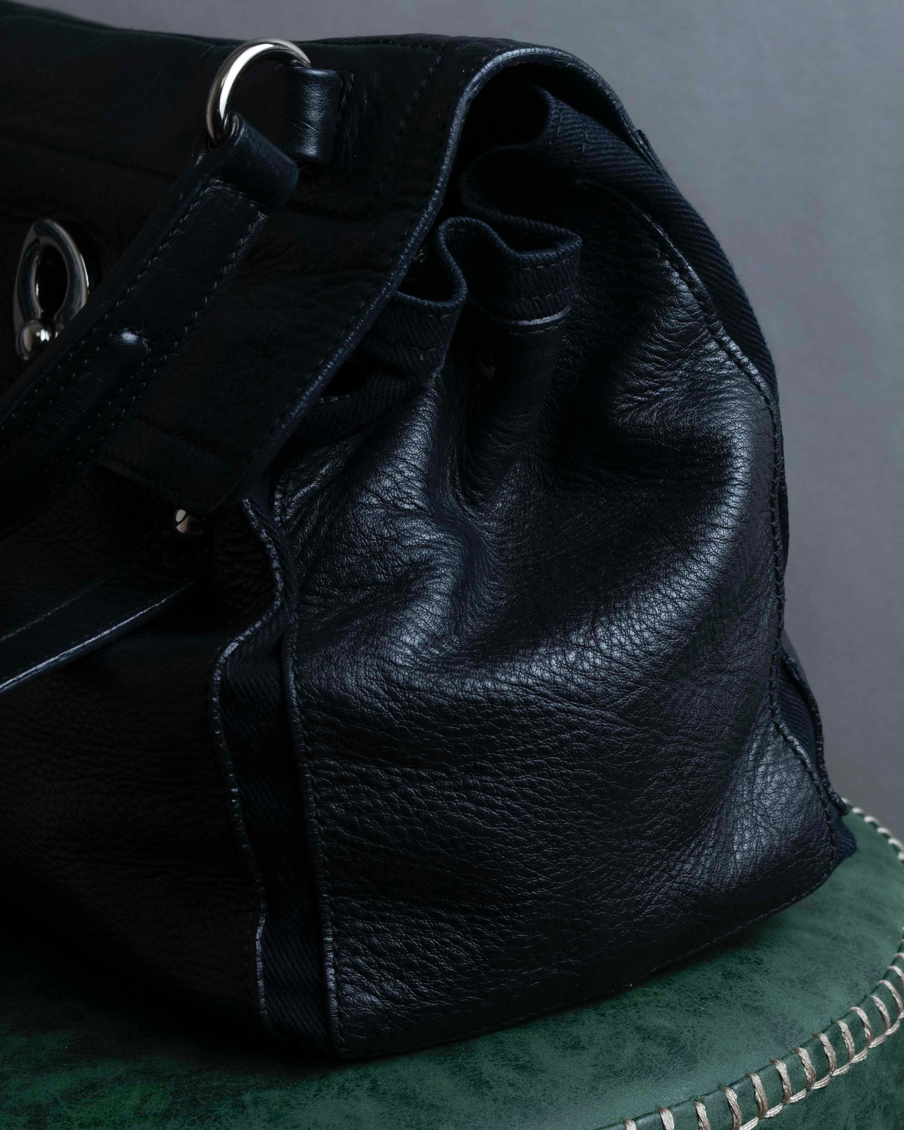 "YVES SAINT LAURENT" Muse to metal design one handle bag