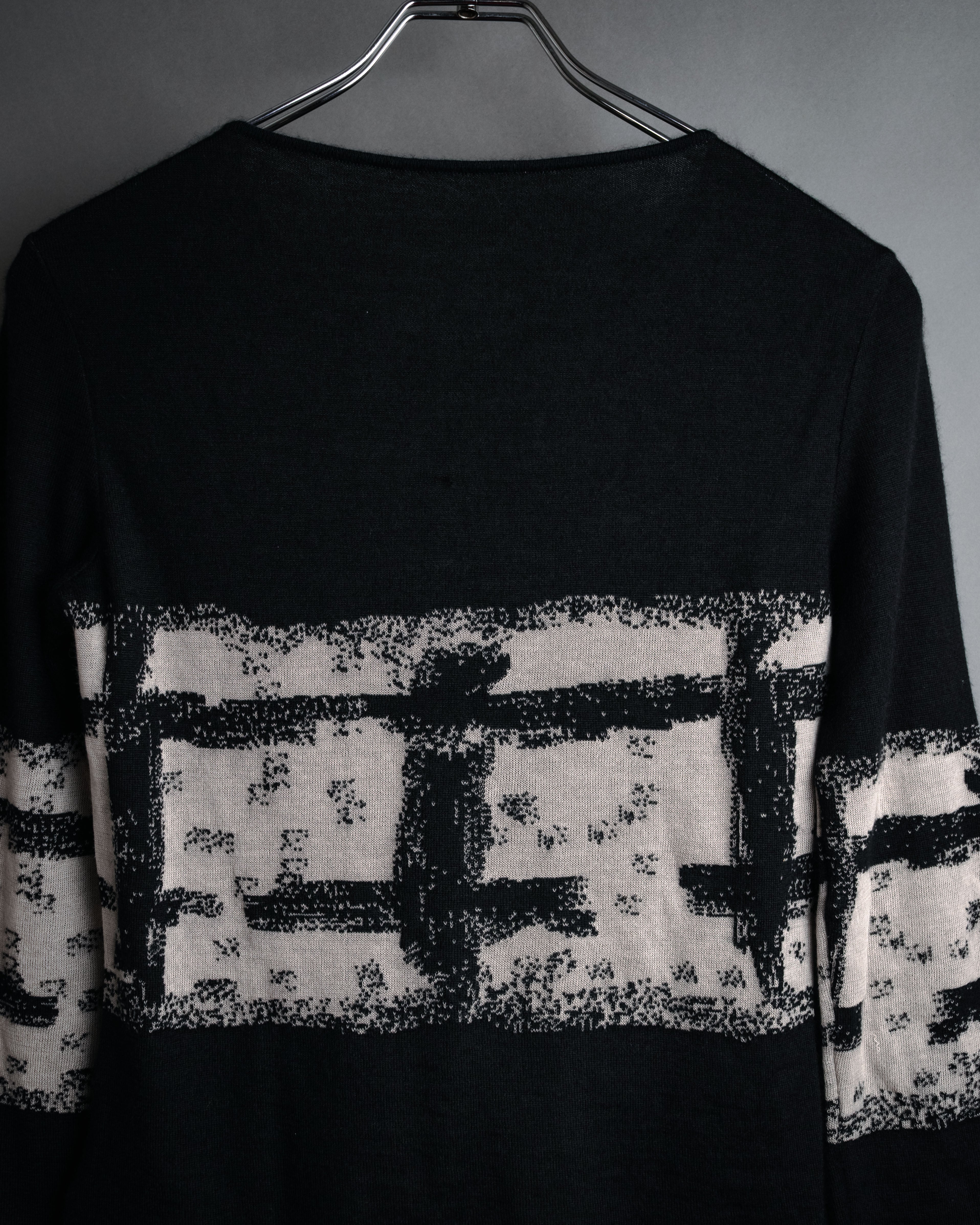 “CHANEL” 90’s-00’s Abstract grid knit top