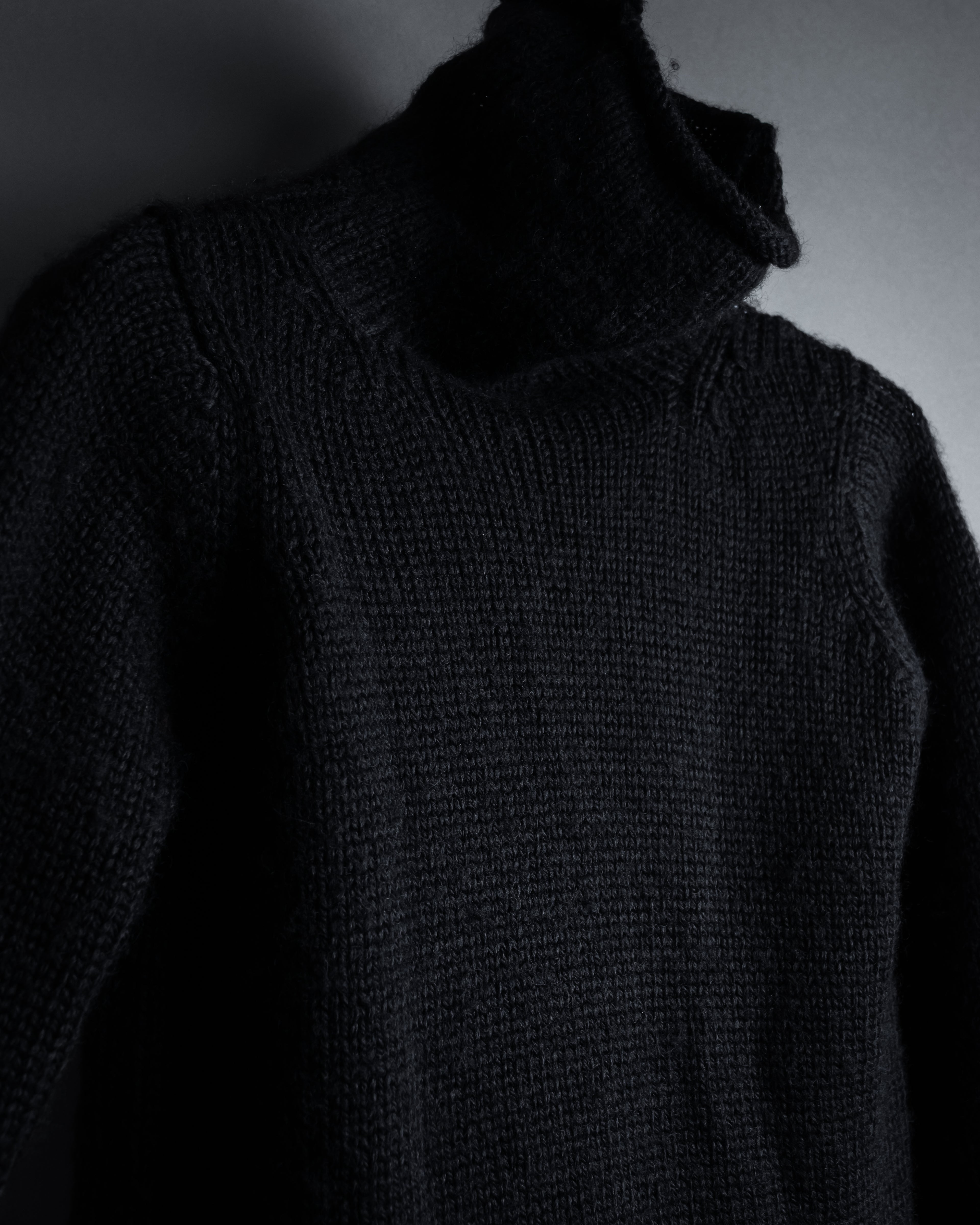 "Y’s" 17AW textured turtleneck knit sweater