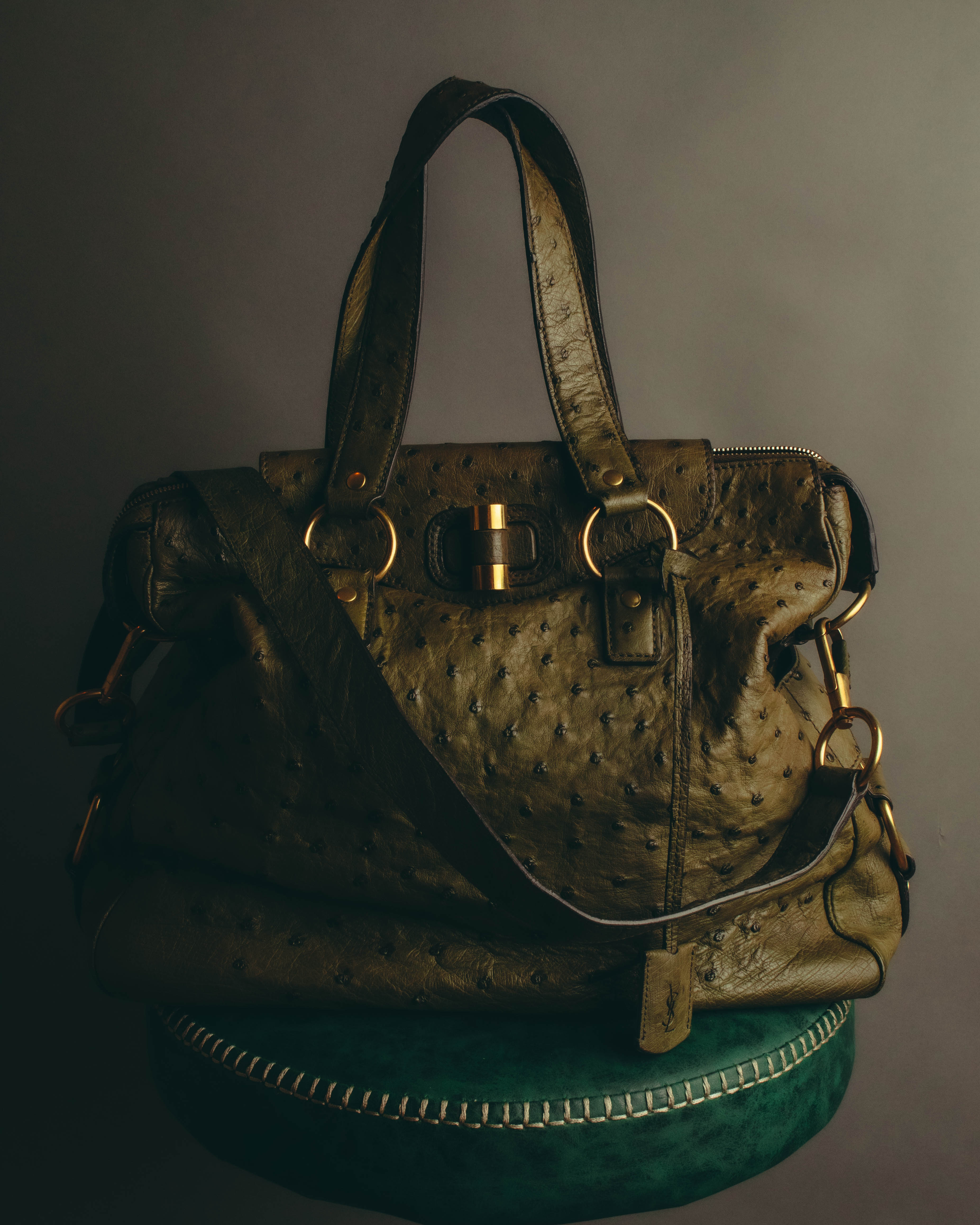 -SPECIAL- “YVES SAINT LAURENT” 00’s-10’s Ostrich leather top handle satchel