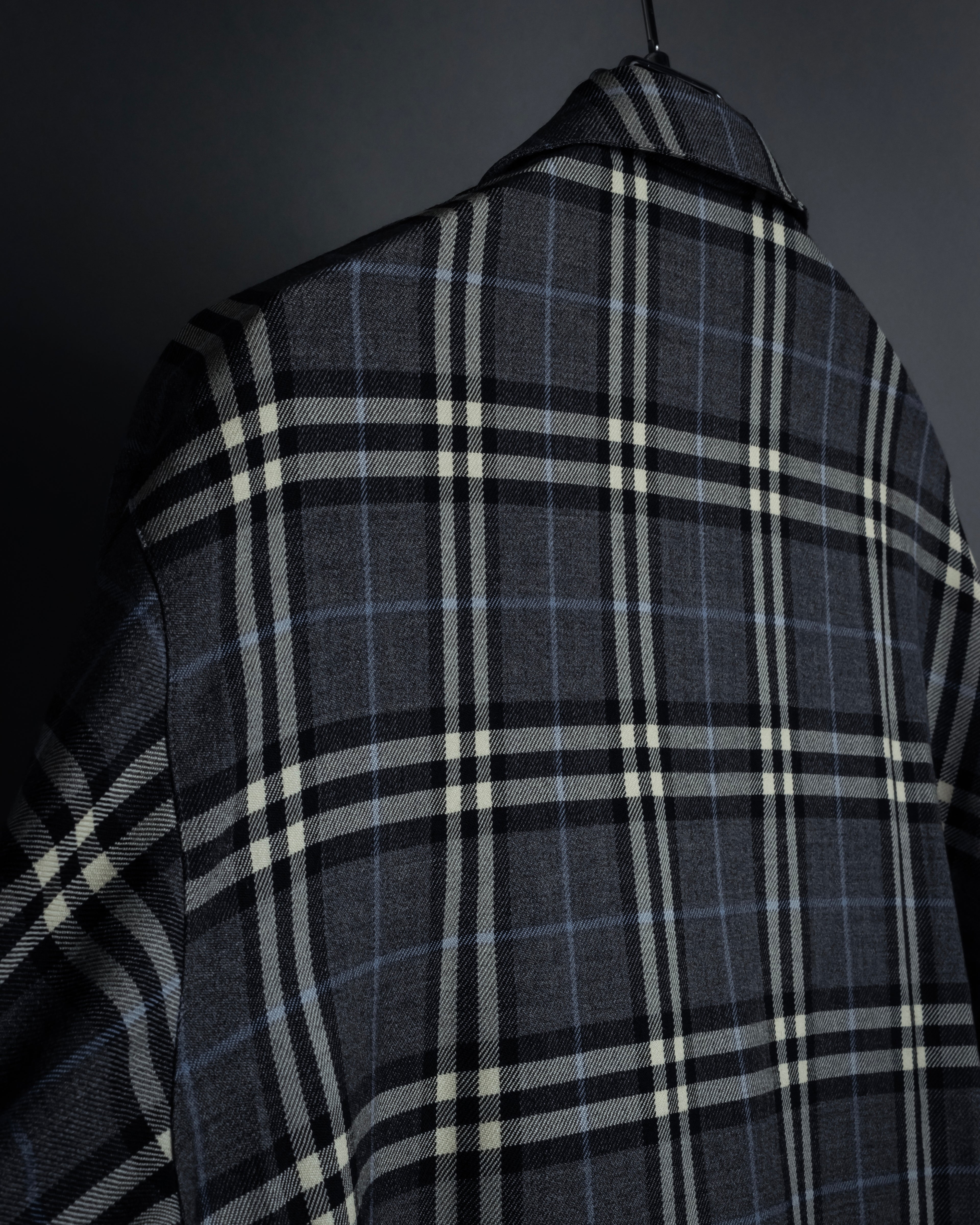 "BURBERRYS" Gold metal button design check pattern wool shirt