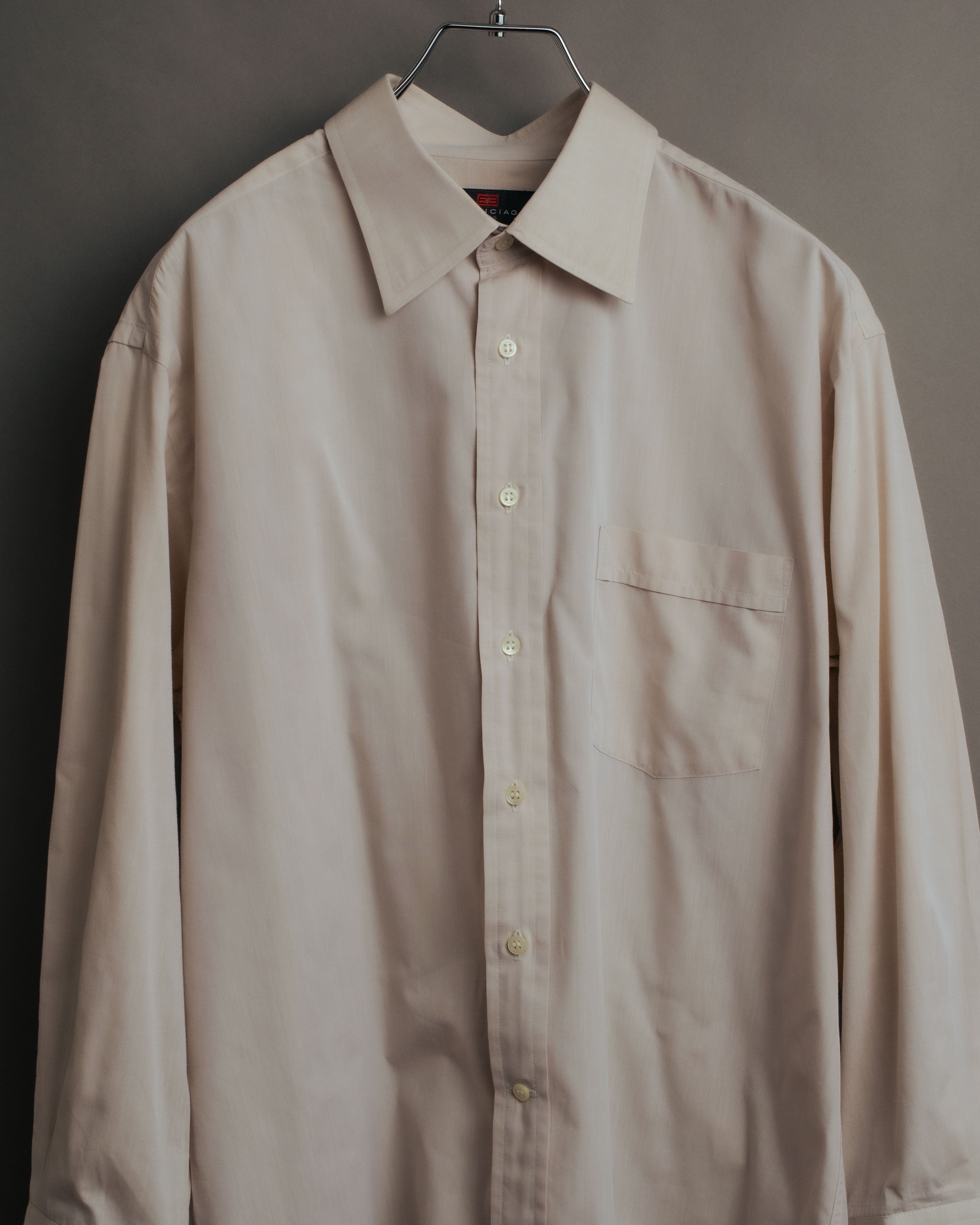 “BALENCIAGA” 90’s-00’s Relaxed pale dress shirt