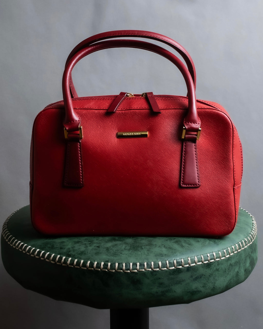 "BURBERRY" Bright red square silhouette leather handbag