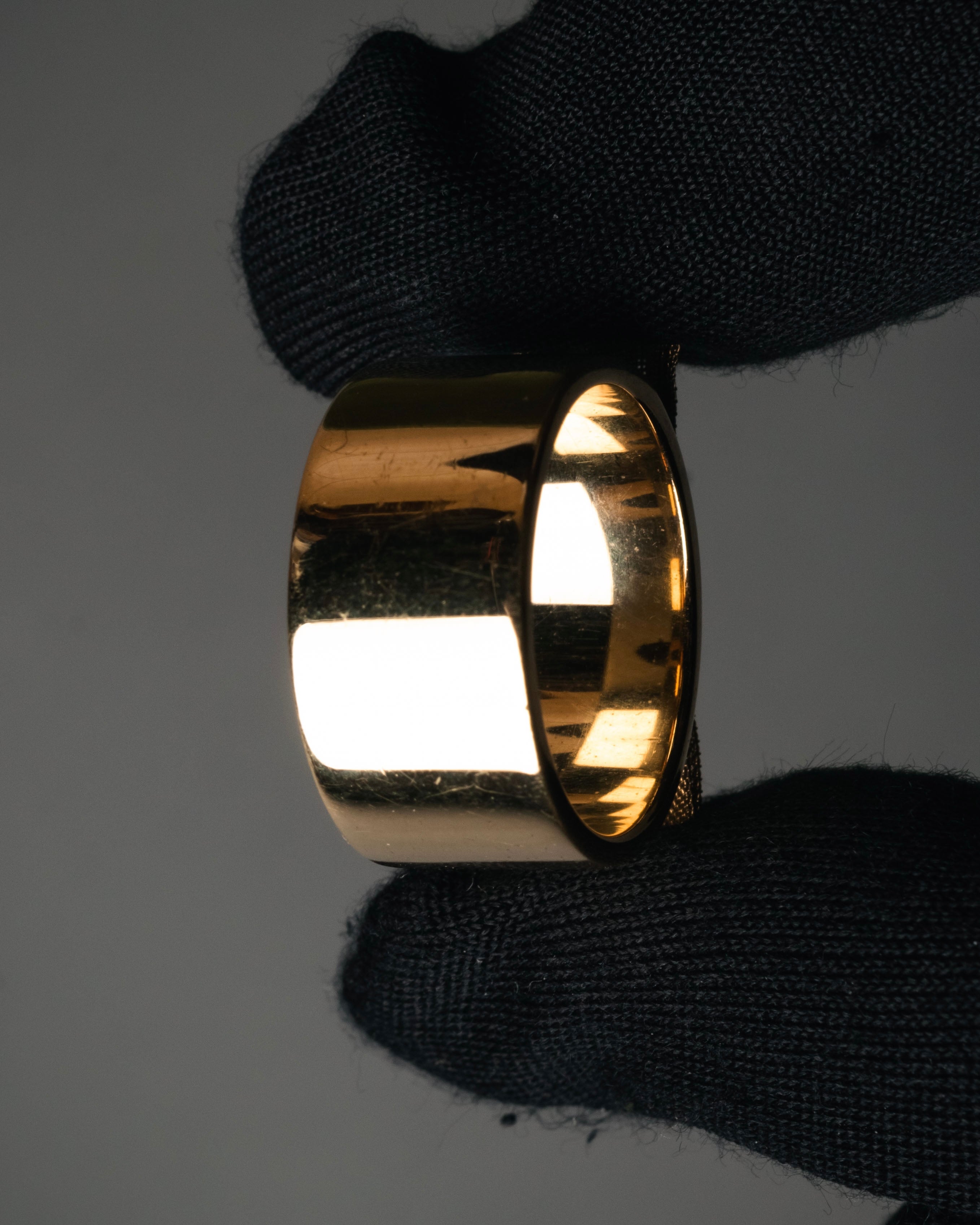 “Chloé” 2010’s mesh ribbon gold ring