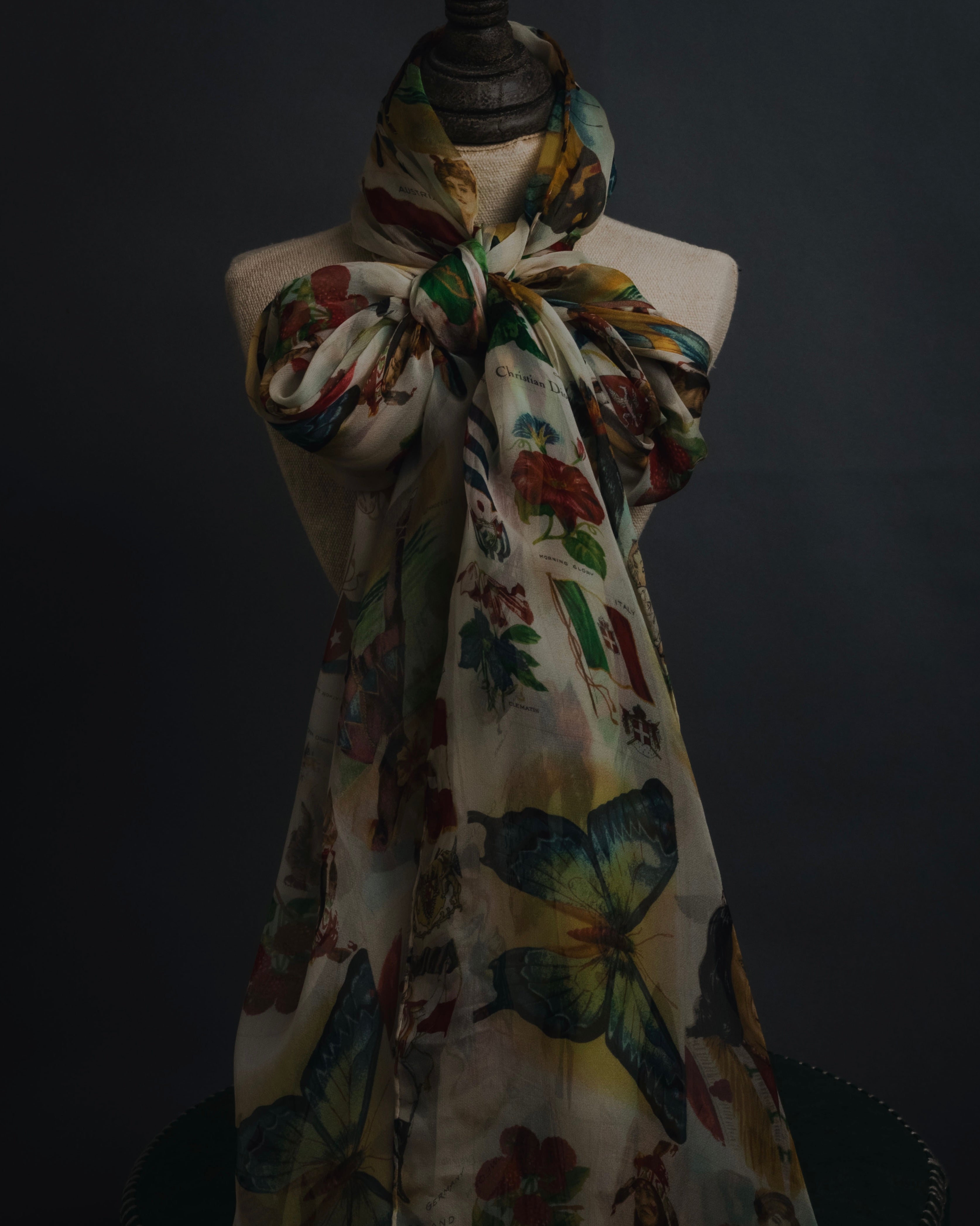 –SPECIAL– "Christian Dior"
00’s historic collage-print silk chiffon large stole