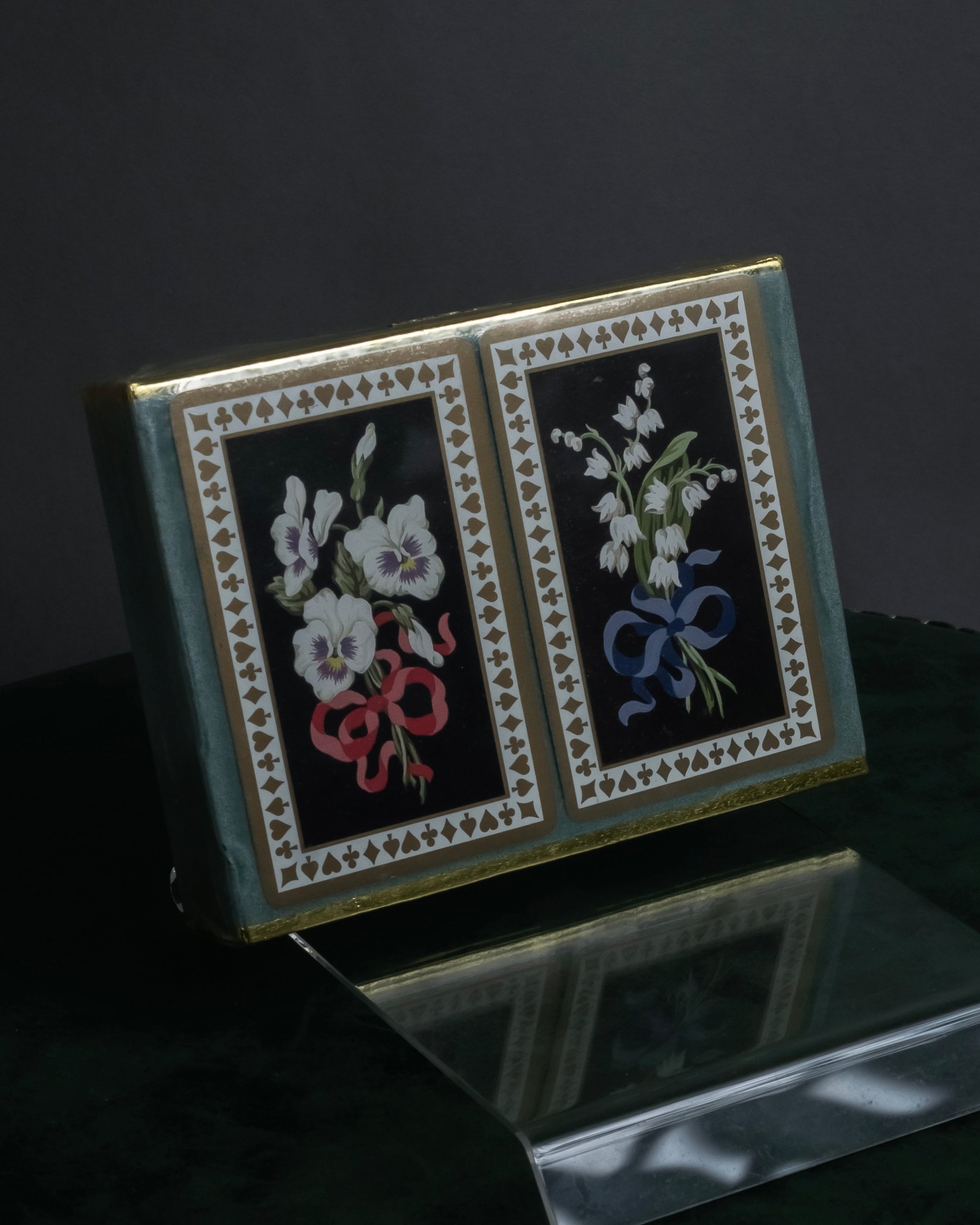 "Tiffany&Co" Unopened flower motif design playing card set