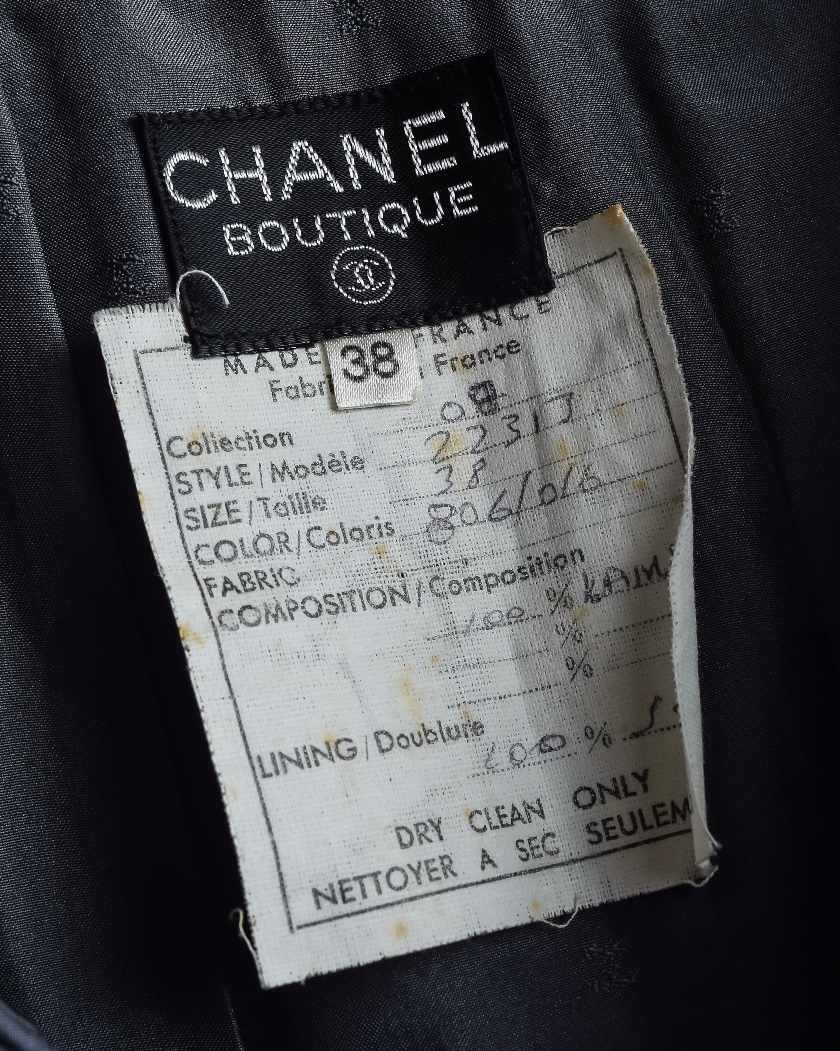 "CHANEL" 90's Gold button design straight line skirt