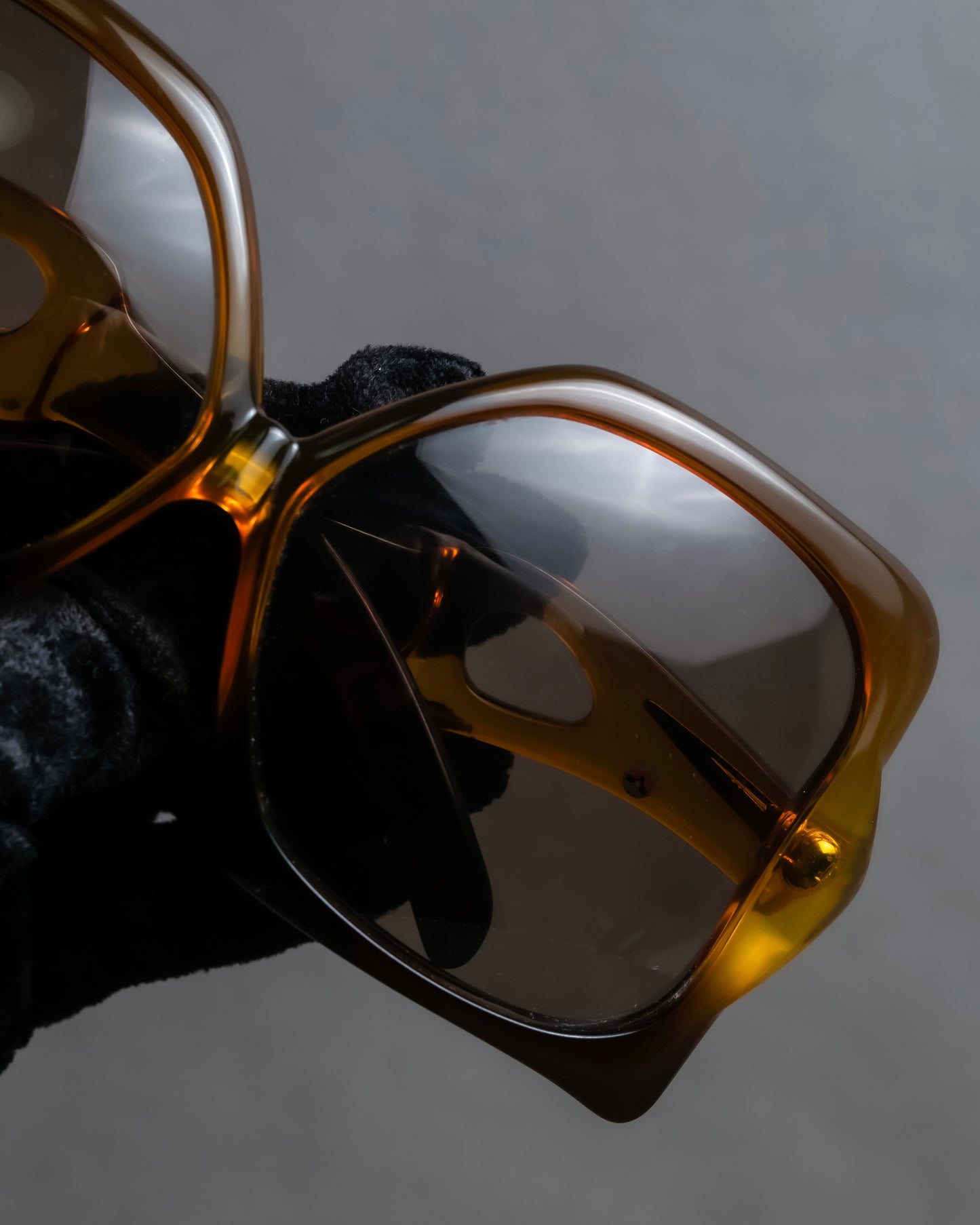 "Christian Dior" Mortal shell amber design square frame sunglasses