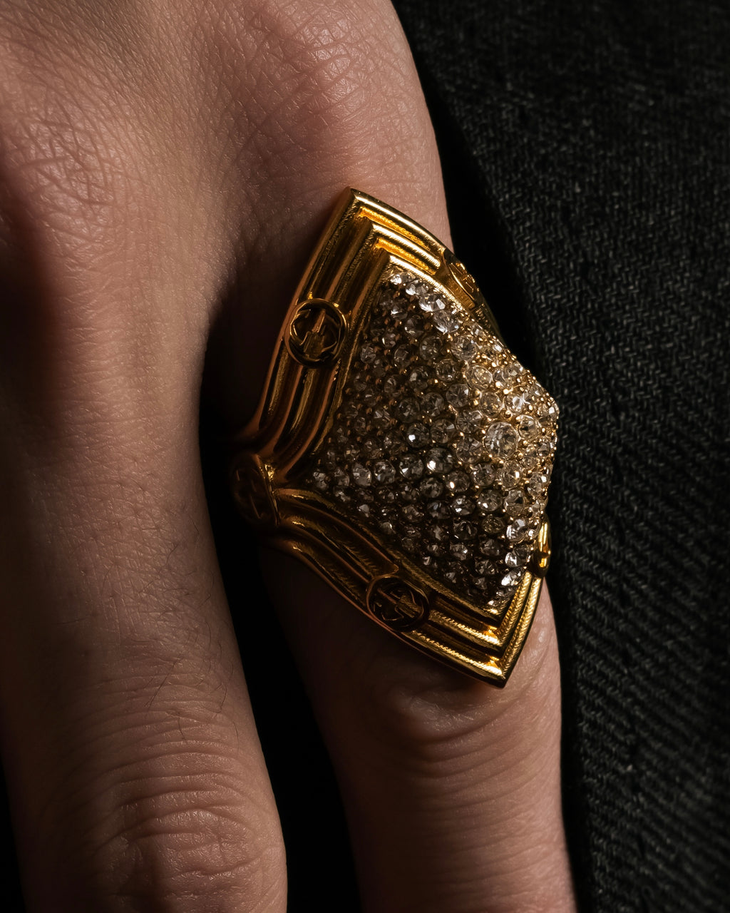 "GUCCI" Interlocking G rhinestone design dome-shaped ring
