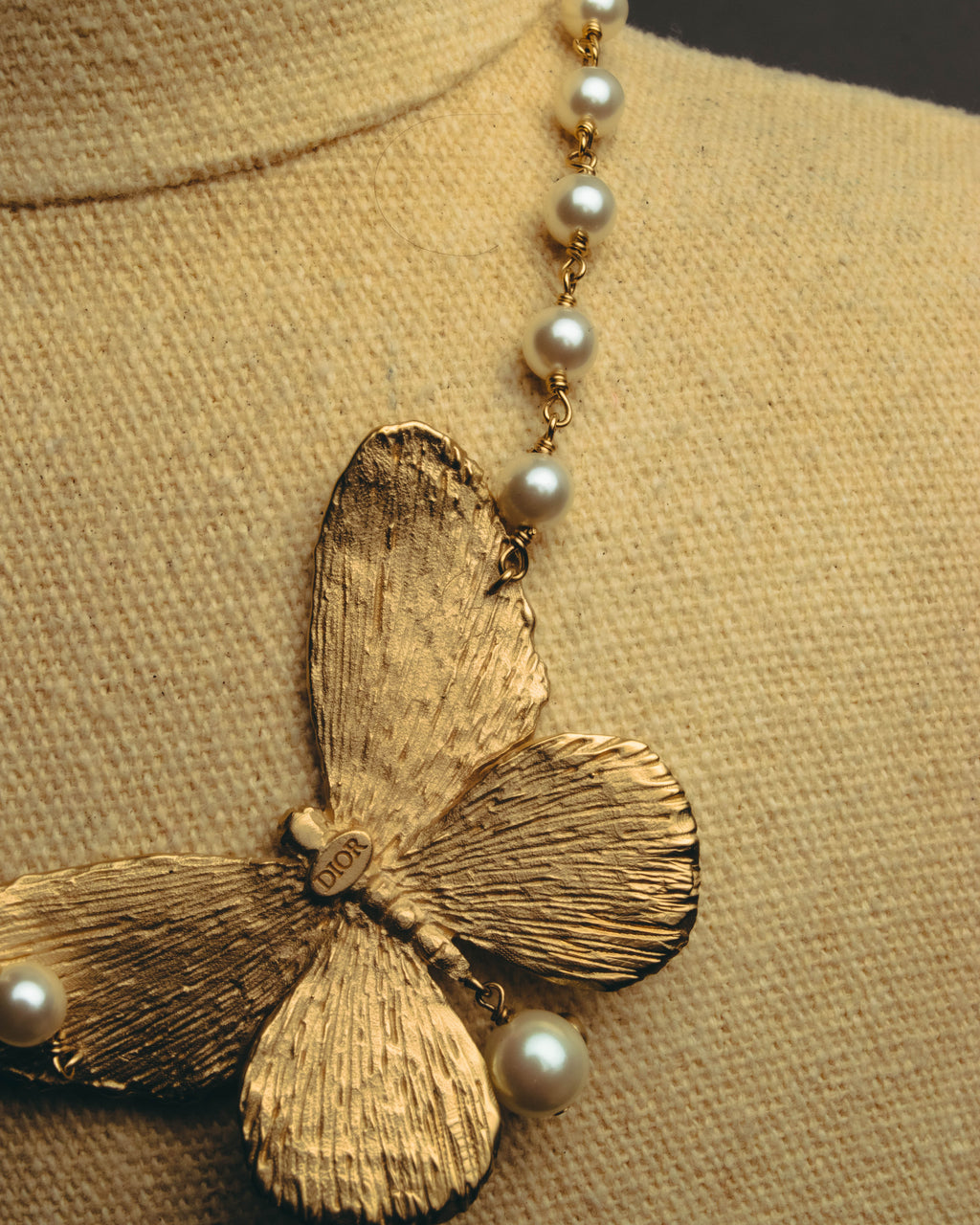 -SPECIAL- “Dior” 2023-24’s Sculpted butterfly pearl long necklace