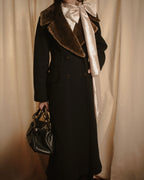 -SPECIAL- "Max Mara"
90’s Detachable fur collar virgin wool long coat