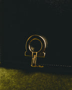 "Salvatore Ferragamo" 80's–00's Classic gancini bifold wallet