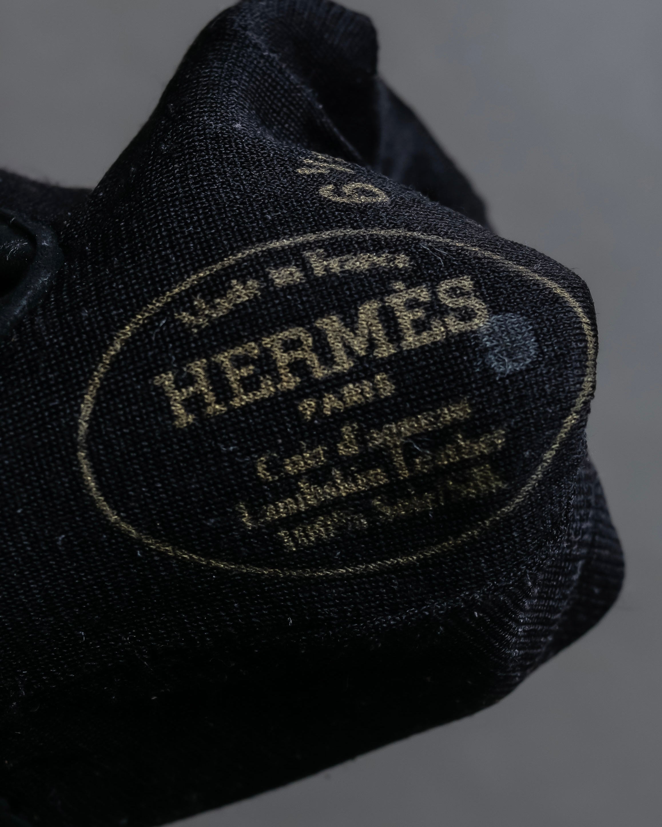 "HERMES" Stud &amp; ring design anjo leather gloves