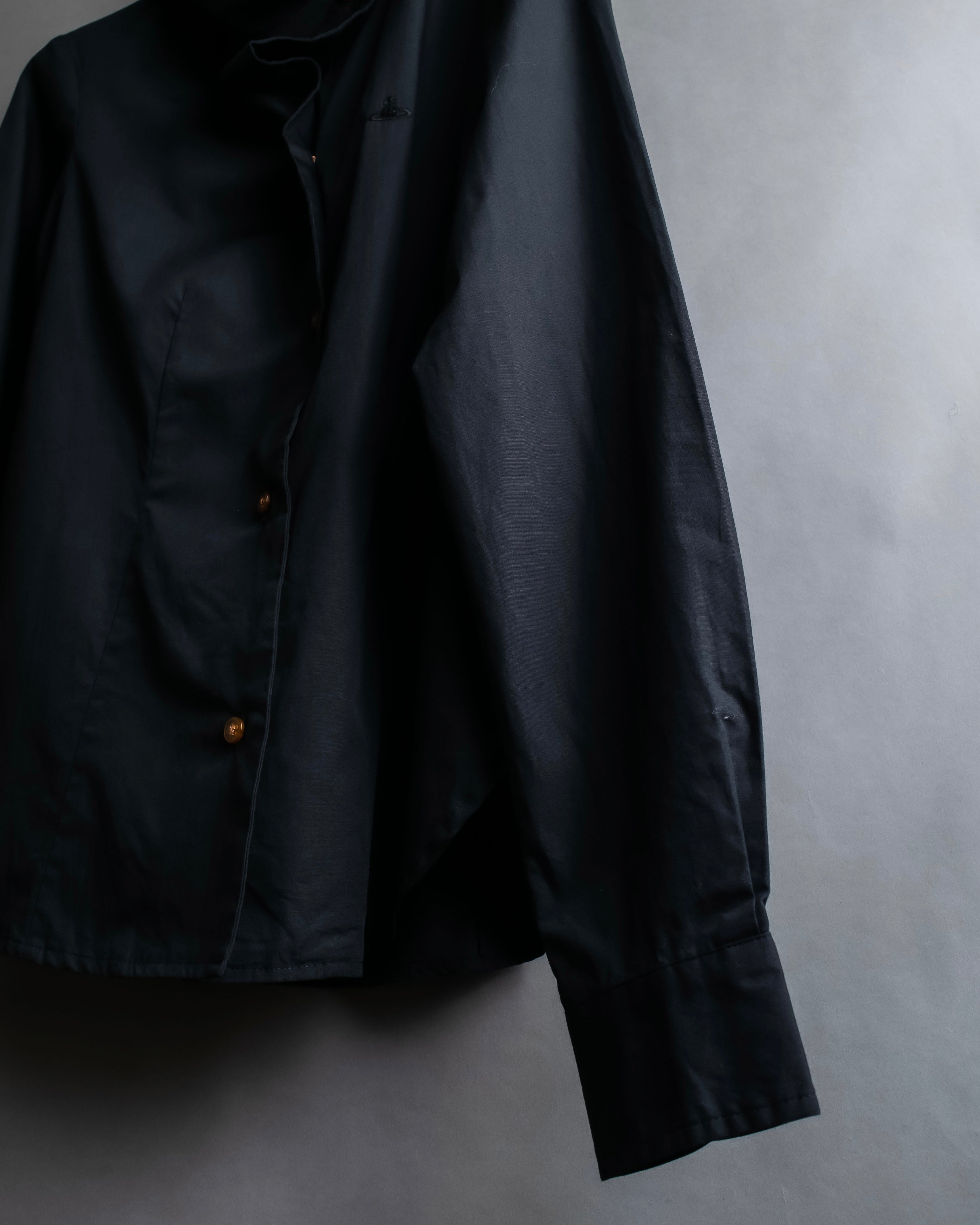 "Vivienne Westwood RED LABEL"
 Draped neck design black cotton shirt