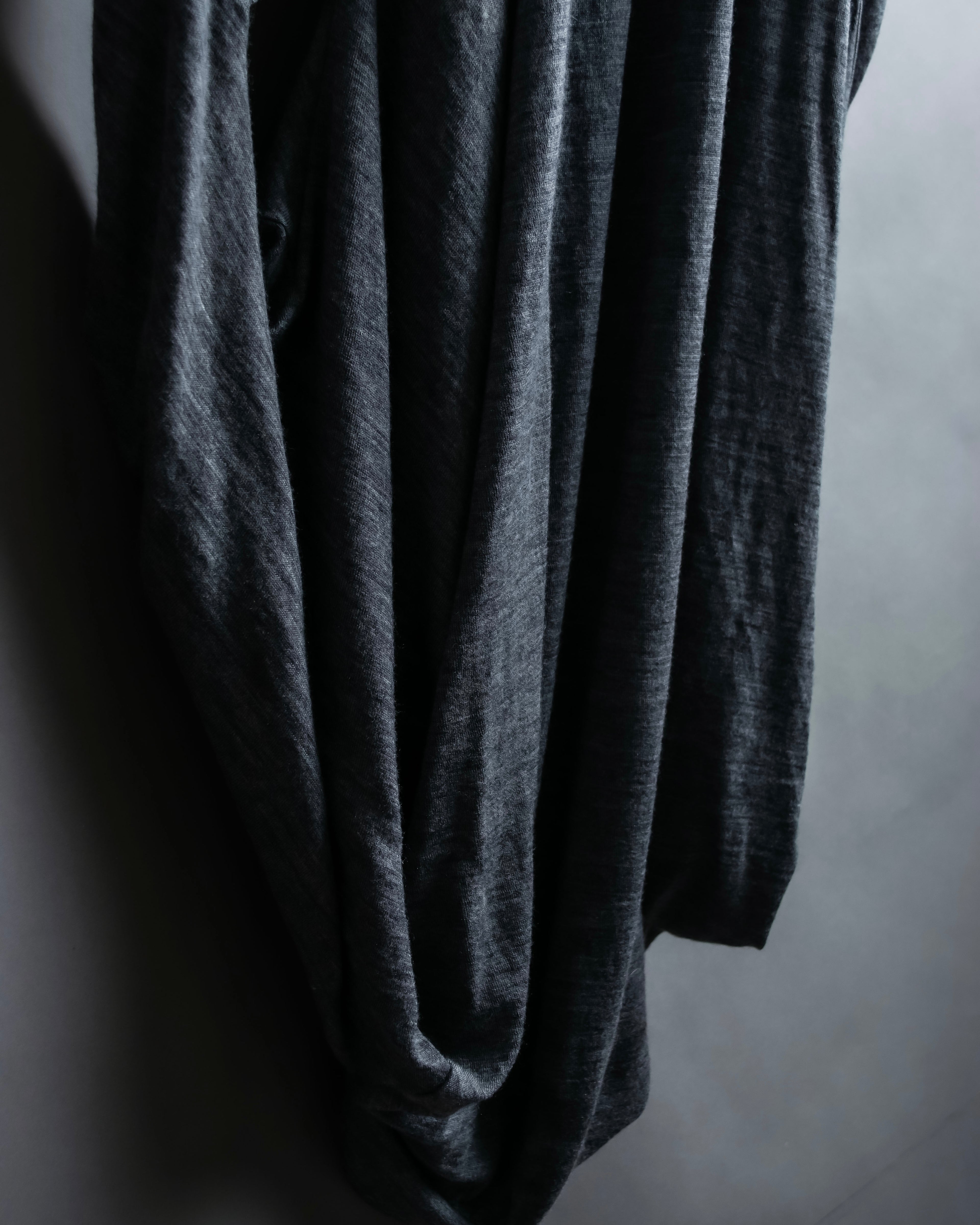 "JUNYA WATANABE COMME des GARCONS" 2008AW Collection Pieces Connected arms design knit