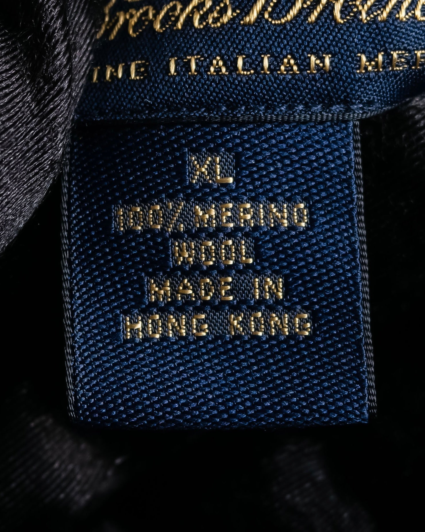 "Vintage argyle pattern knit vest"