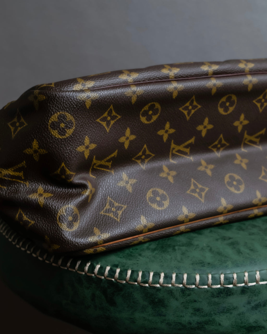"LOUIS VUITTON" Deauville monogram pattern boston hand bag