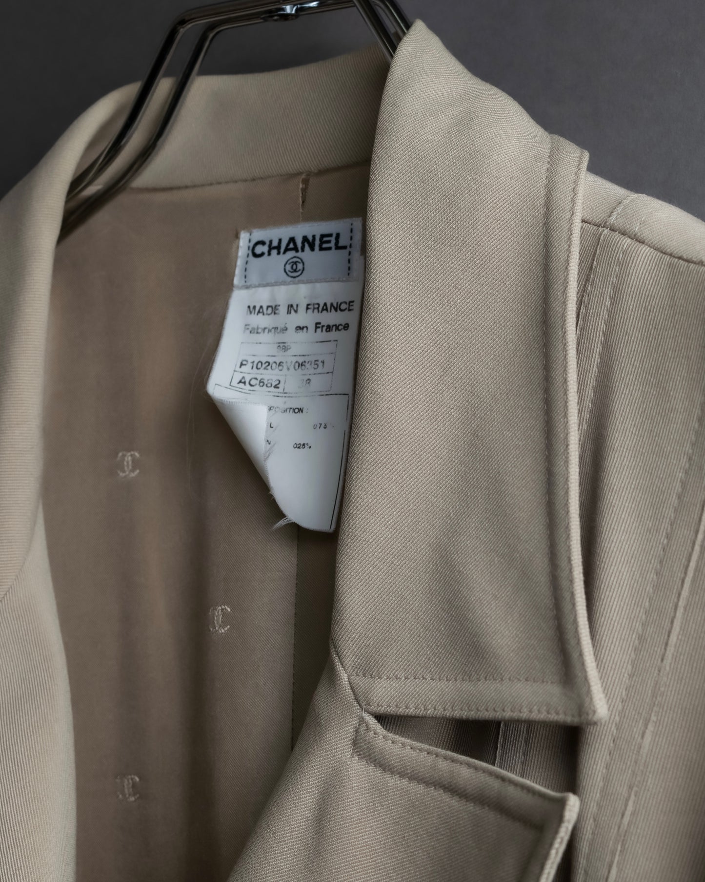 "CHANEL" Large lapel double breasted straight line coat