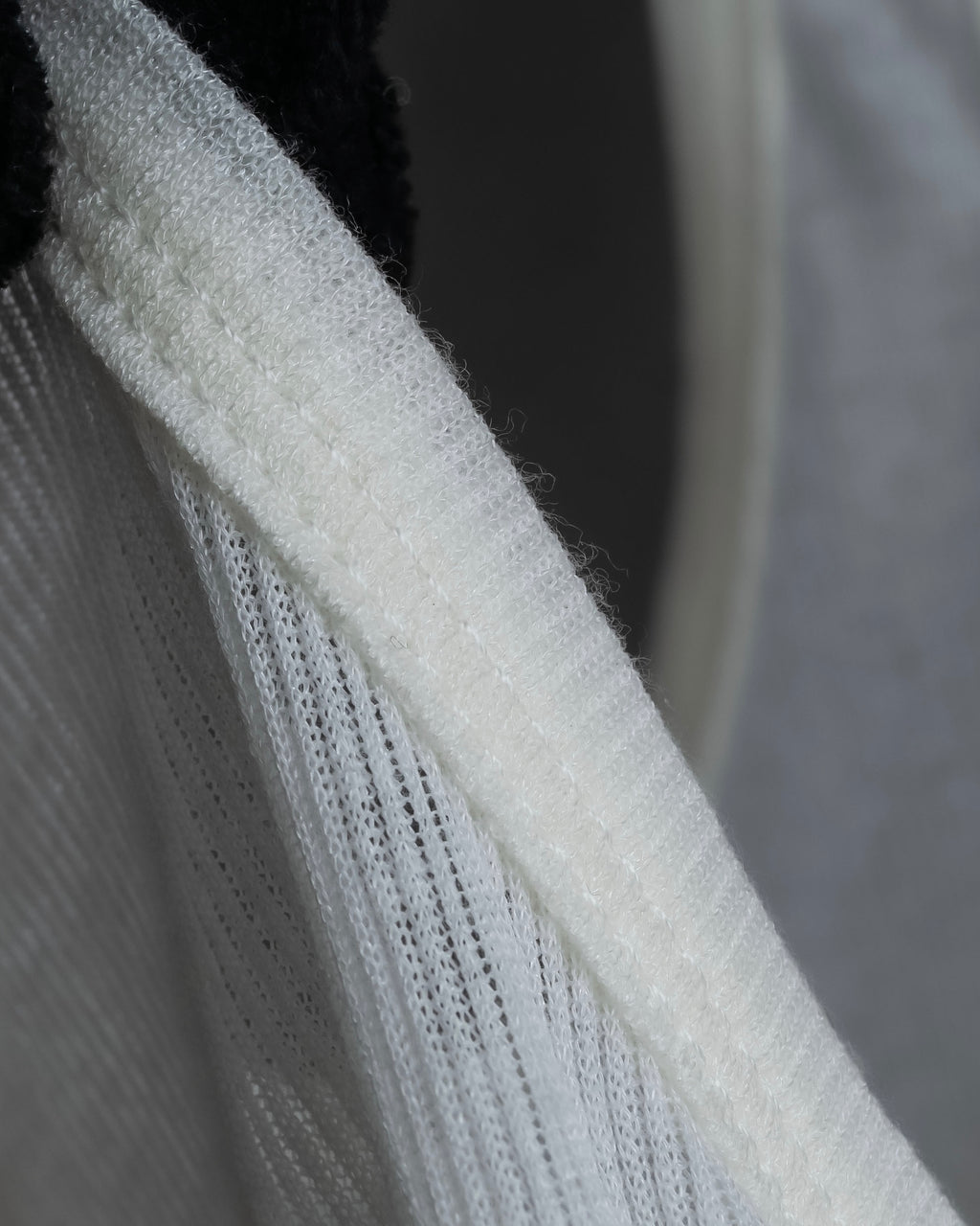 "MAISON MARGIELA" Stitch design net sheer tank top