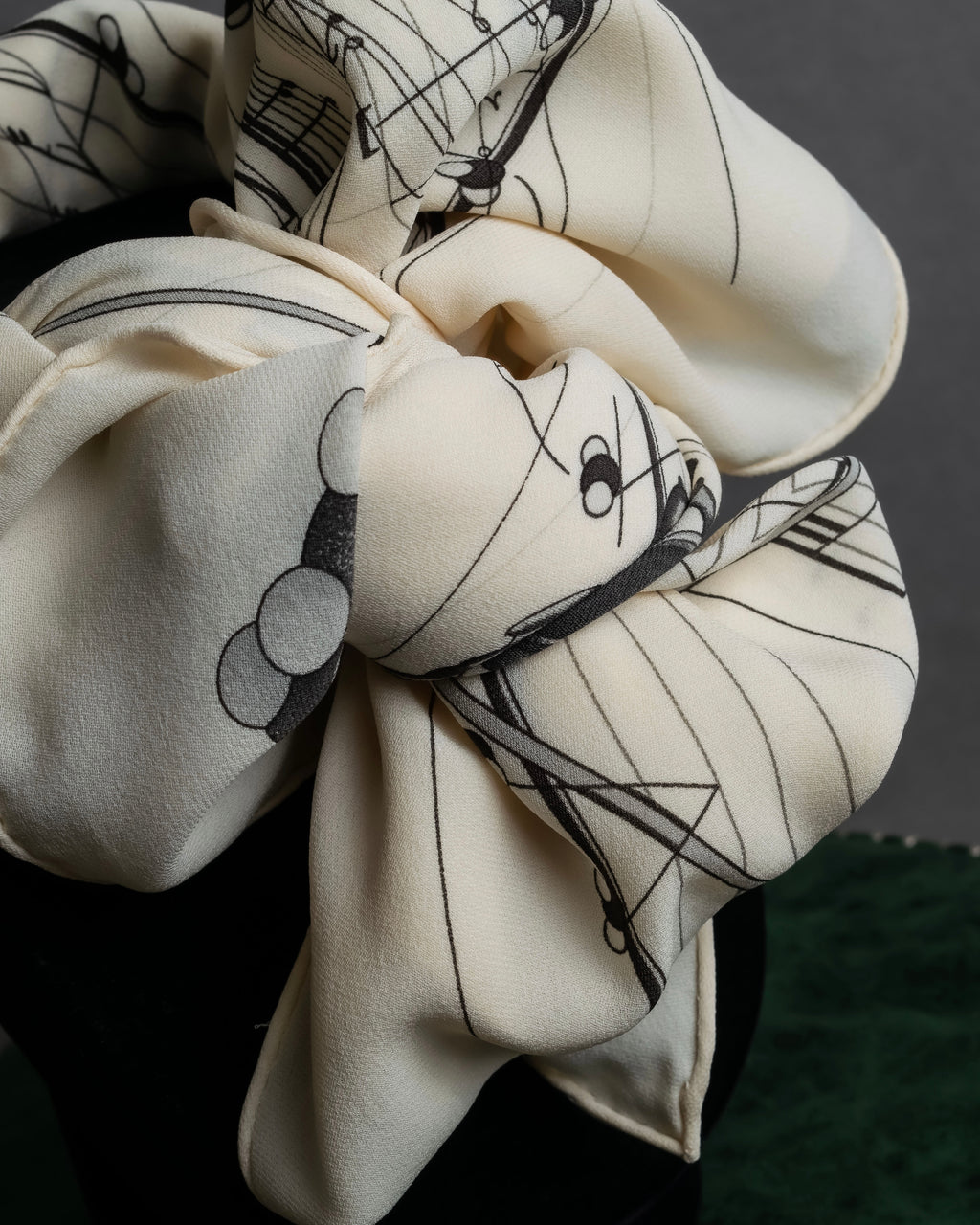 "HERMES" La Musique des Sphères Carre 90 silk scarf