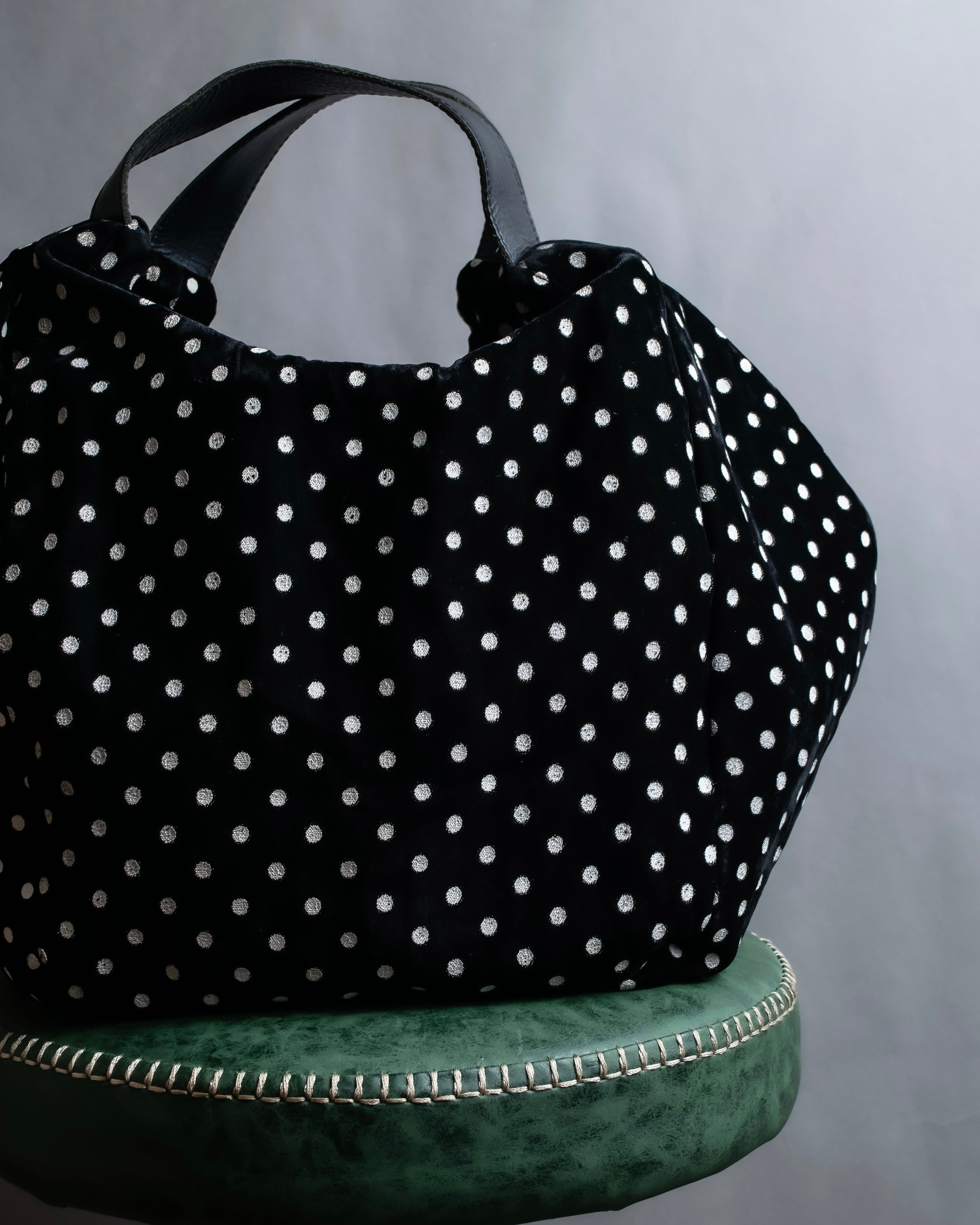 "tricot COMME des GARCONS" Polka dot velour large handbag