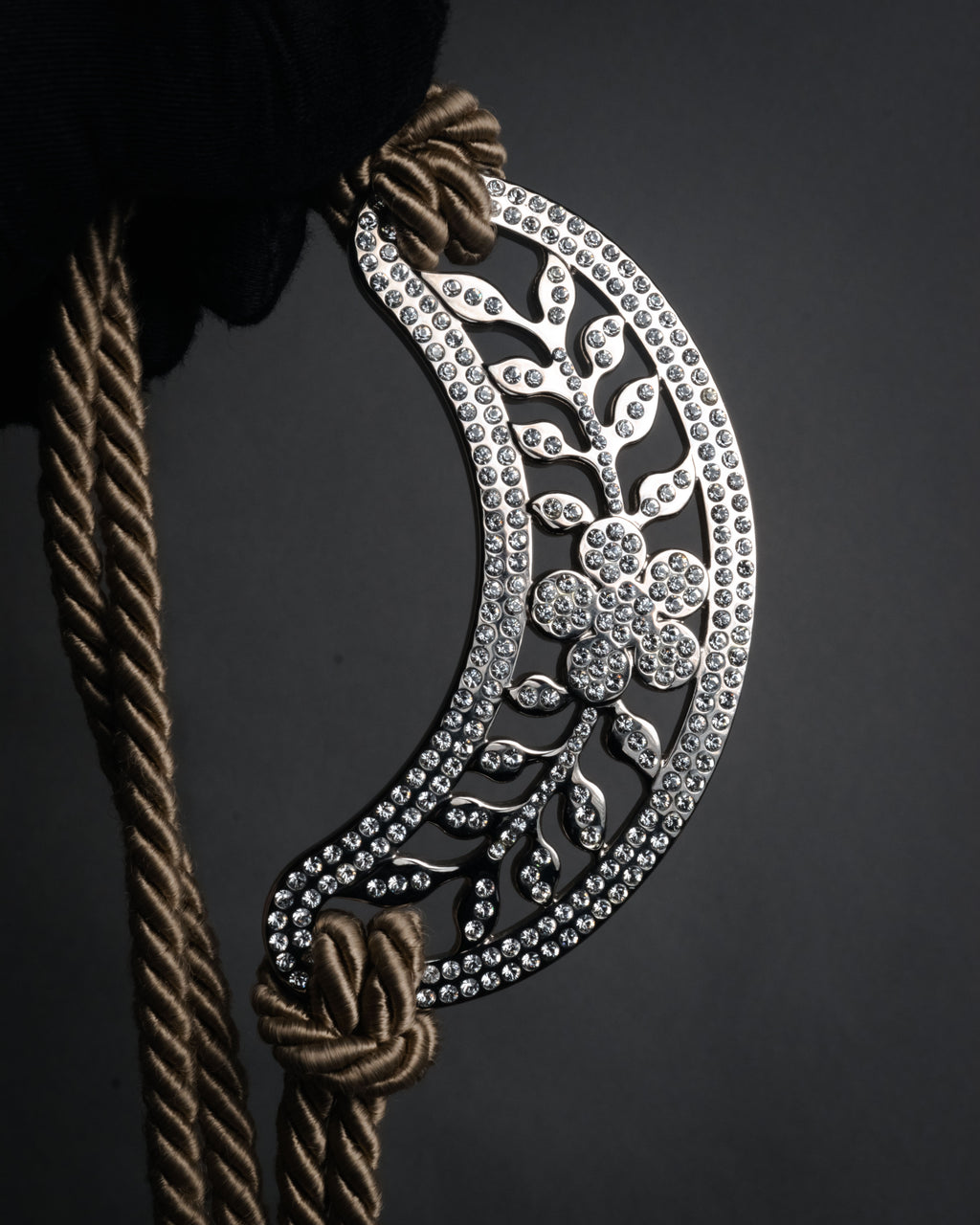 “VALENTINO GARAVANI” 2010’s Crystal embellished tassel cord belt