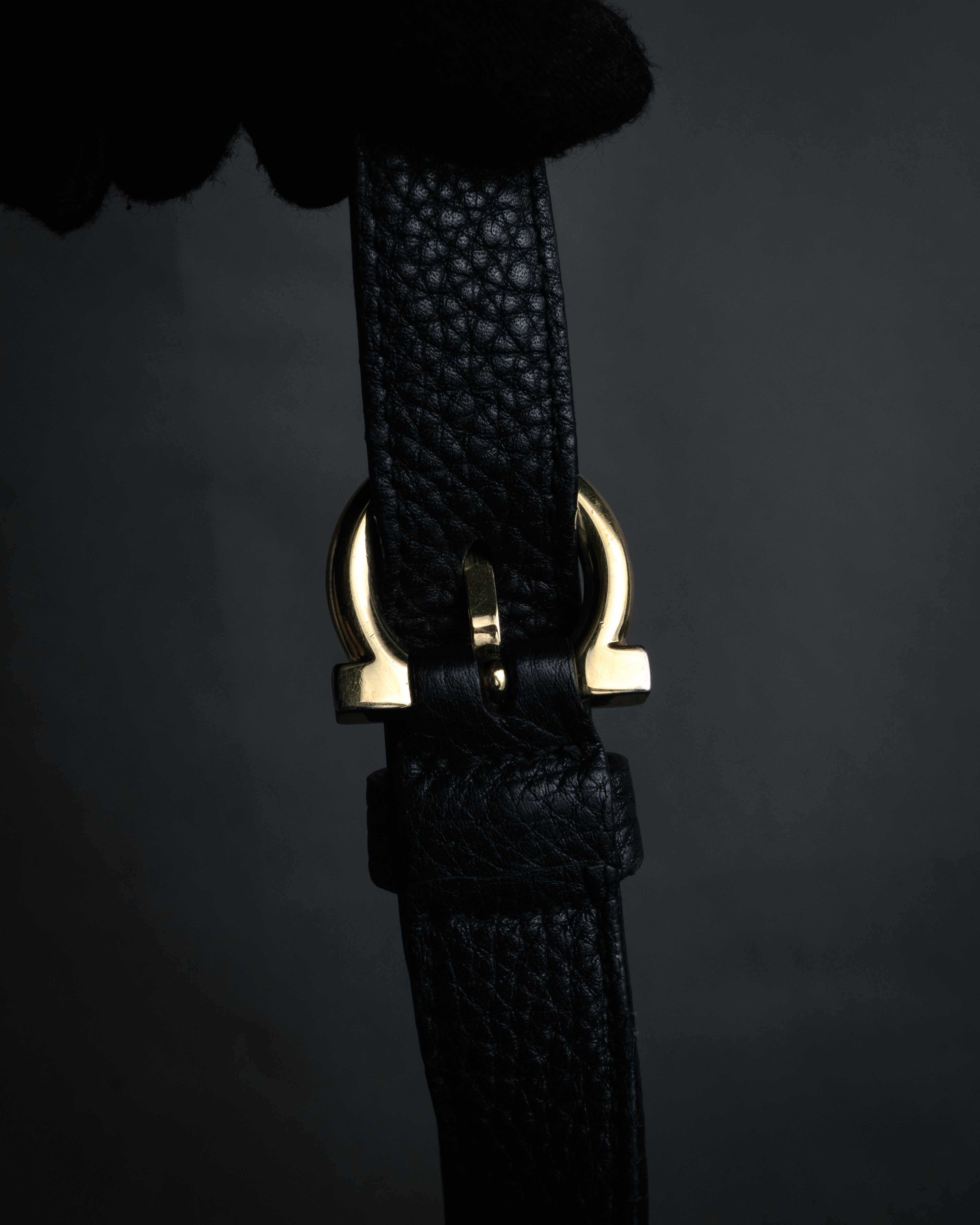 “Salvatore Ferragamo” 2000’s Pebbled leather turn lock bag